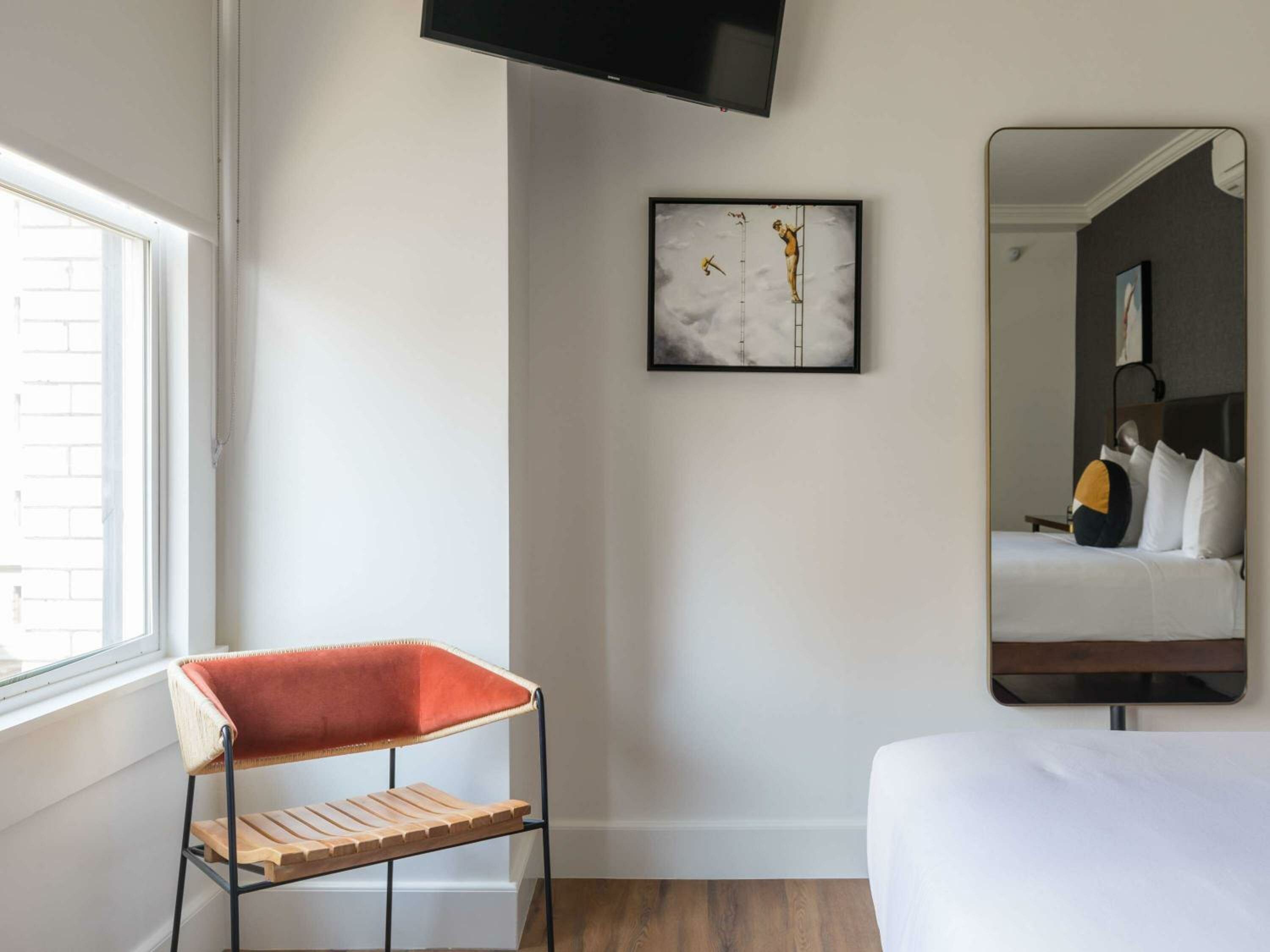 Deluxe Room with a Queen Bed