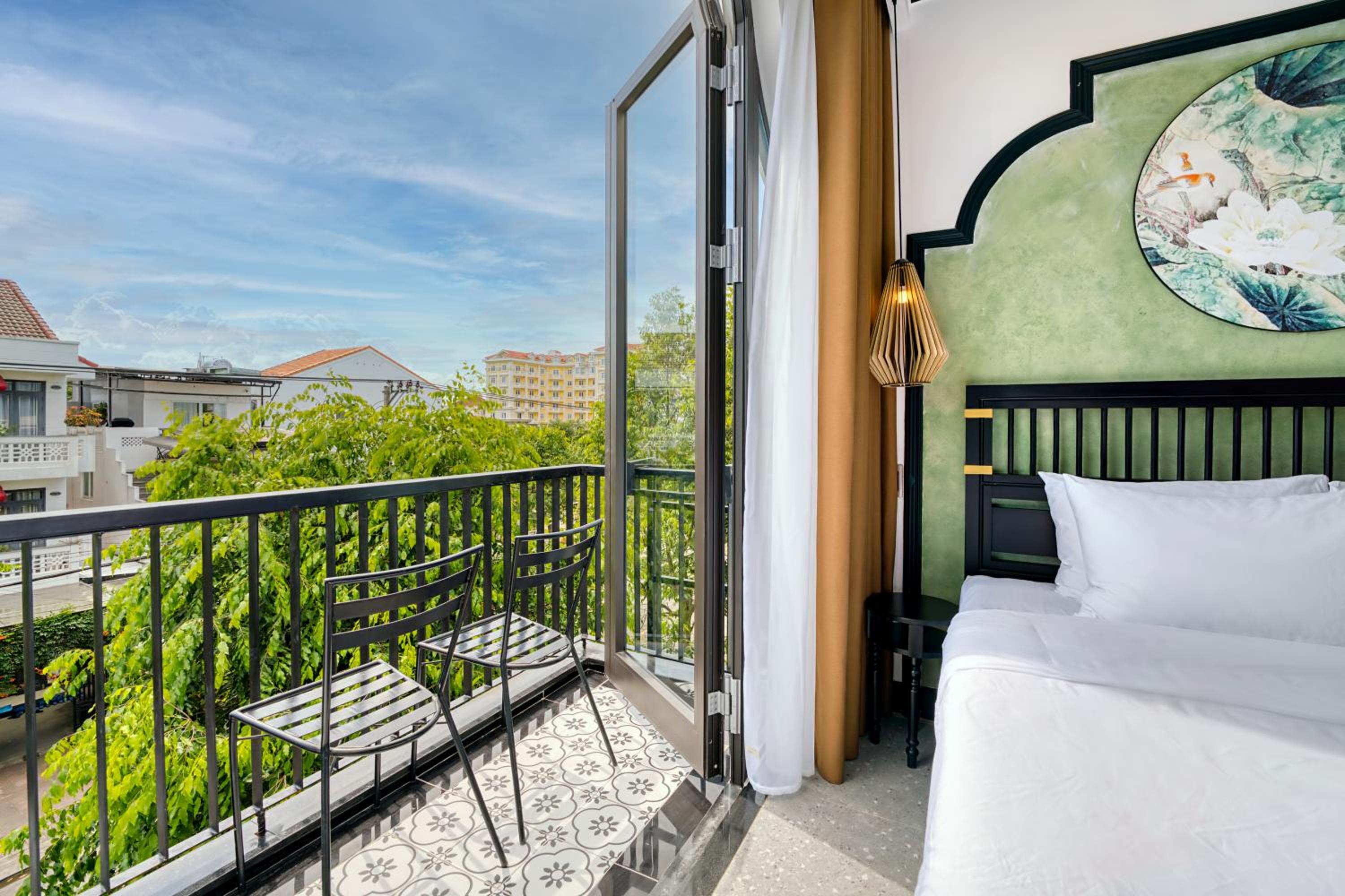 Deluxe Double Room with Balcony