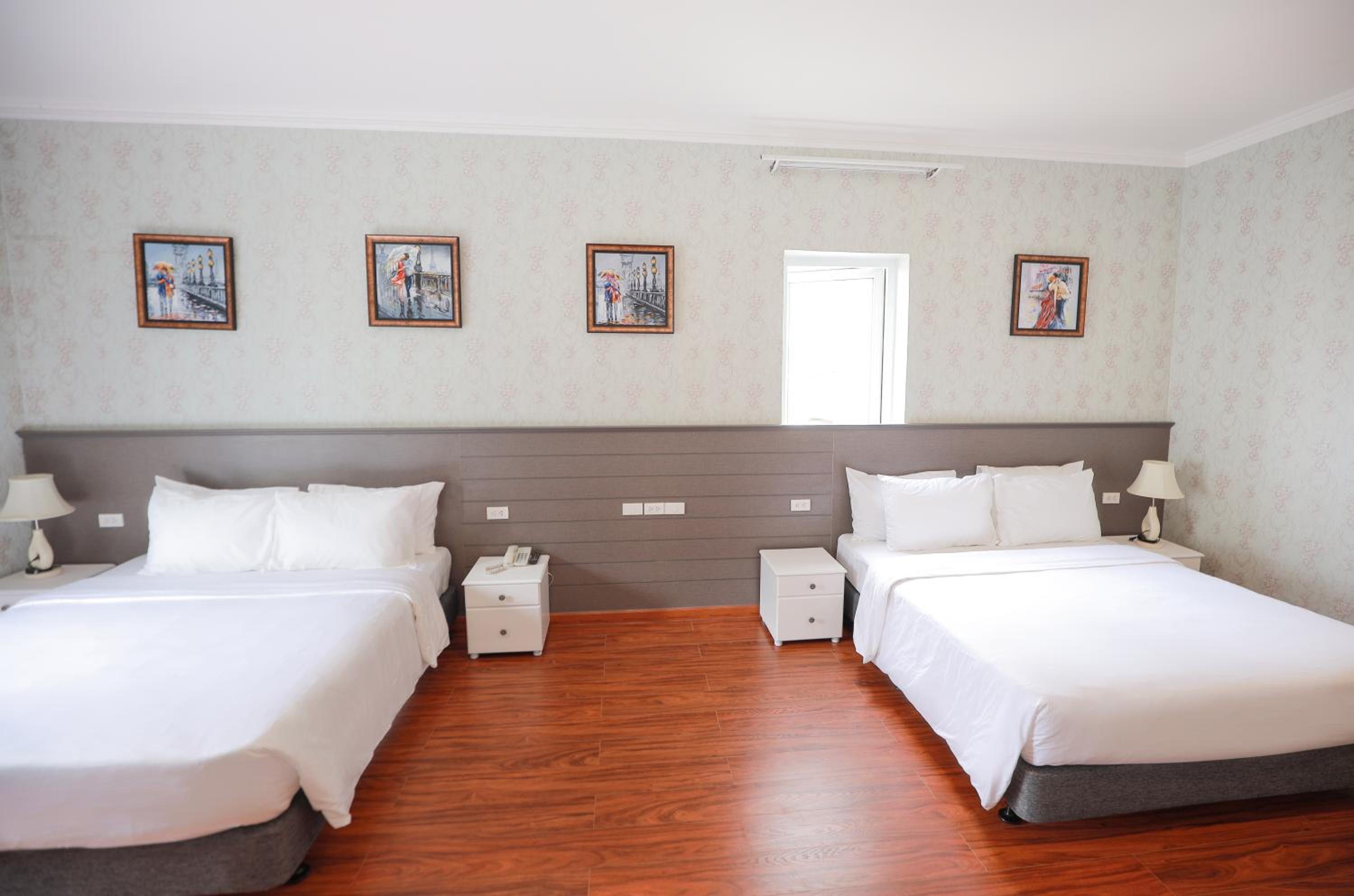 Deluxe Twin Room - City View