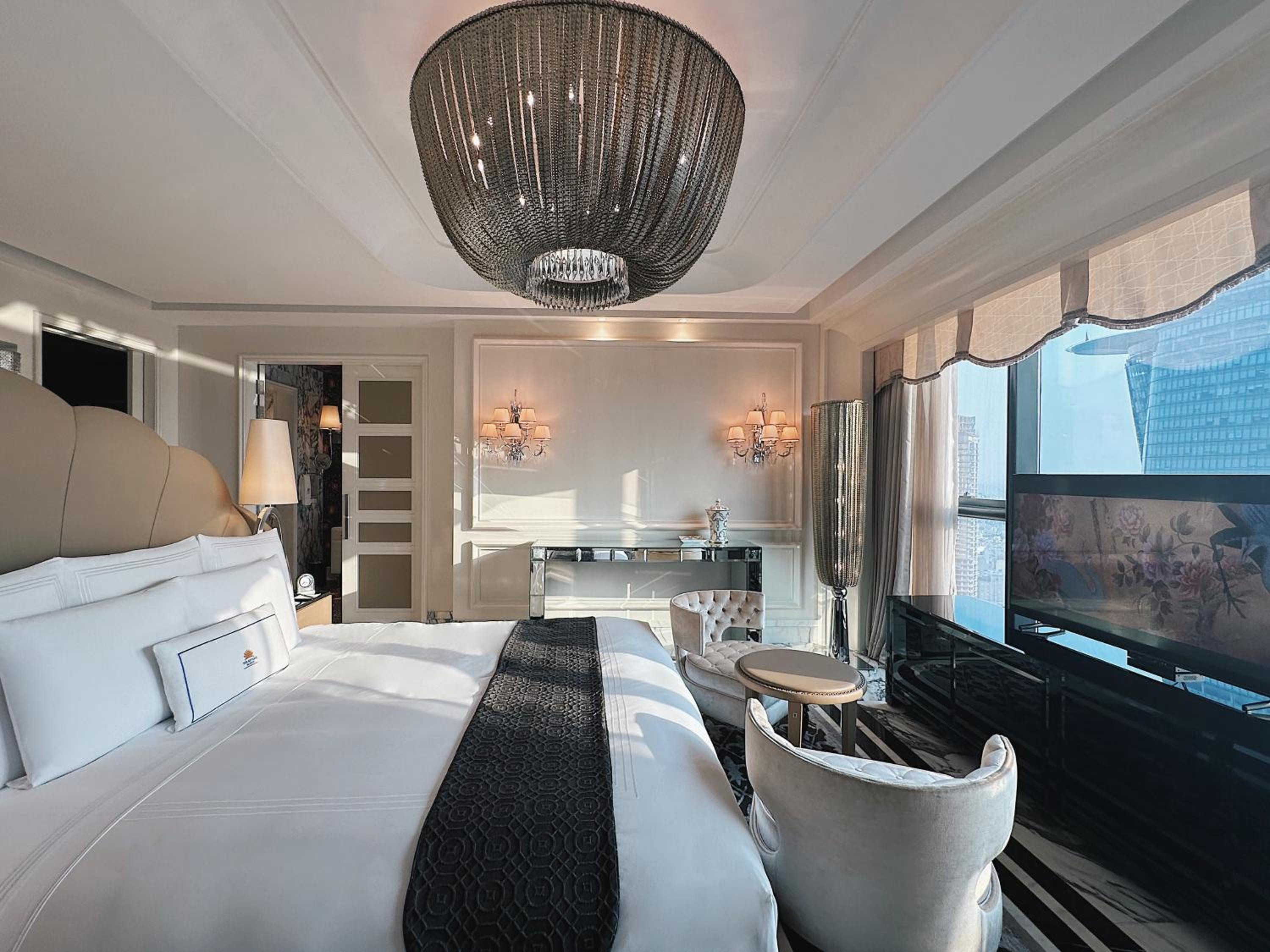 Designer Suite with Two-way Airport Transfer and Executive Lounge Access