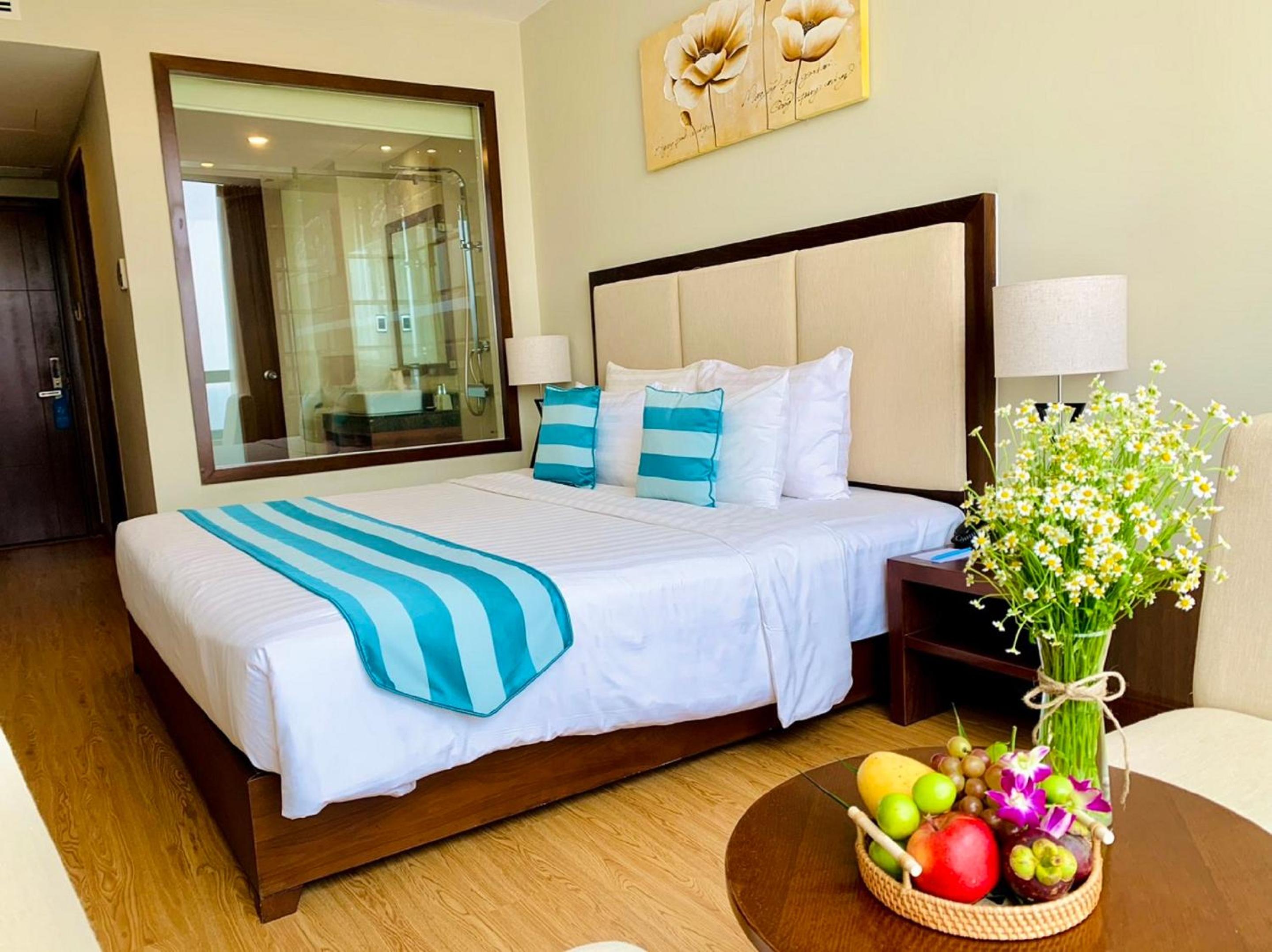 Superior Double Room with City View