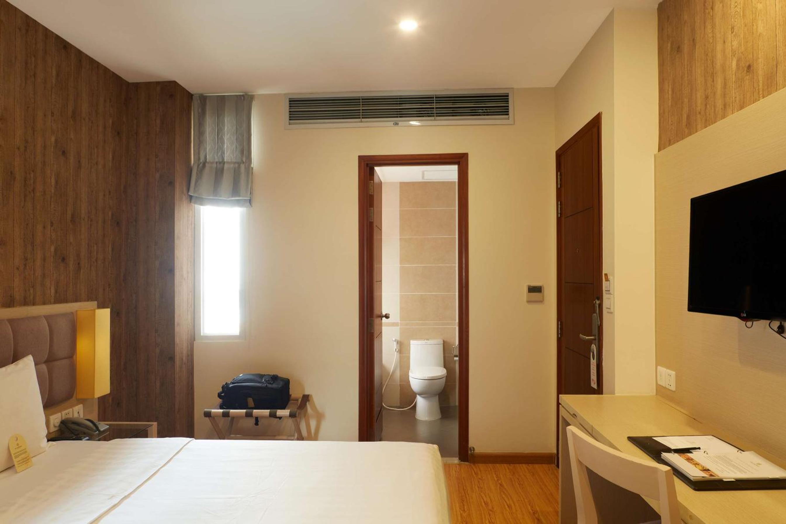 Deluxe Room (No Window)