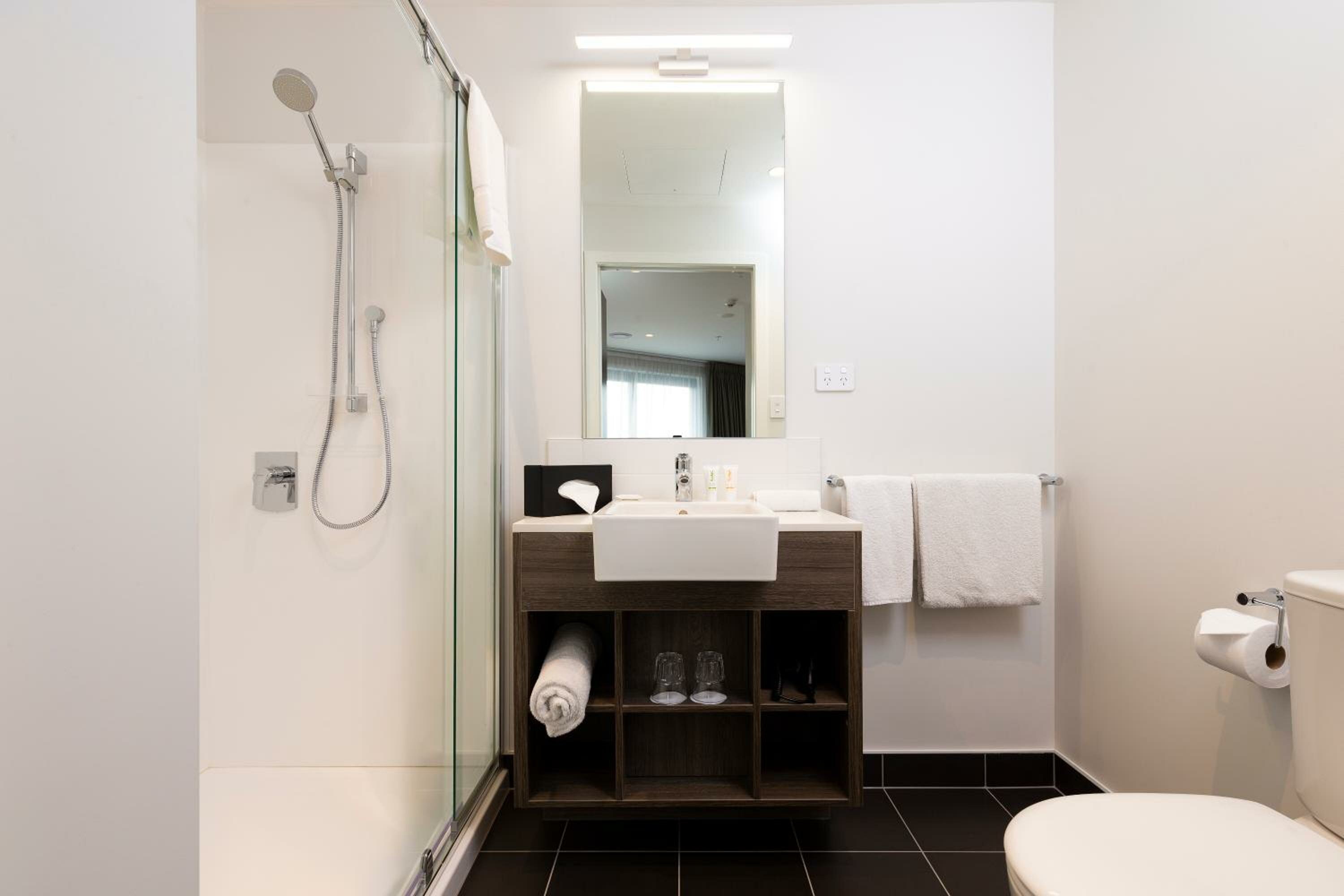 Deluxe Room Package (incl. Breakfast for 2, Parking, WIFI and complimentary upgrade (upon availability))