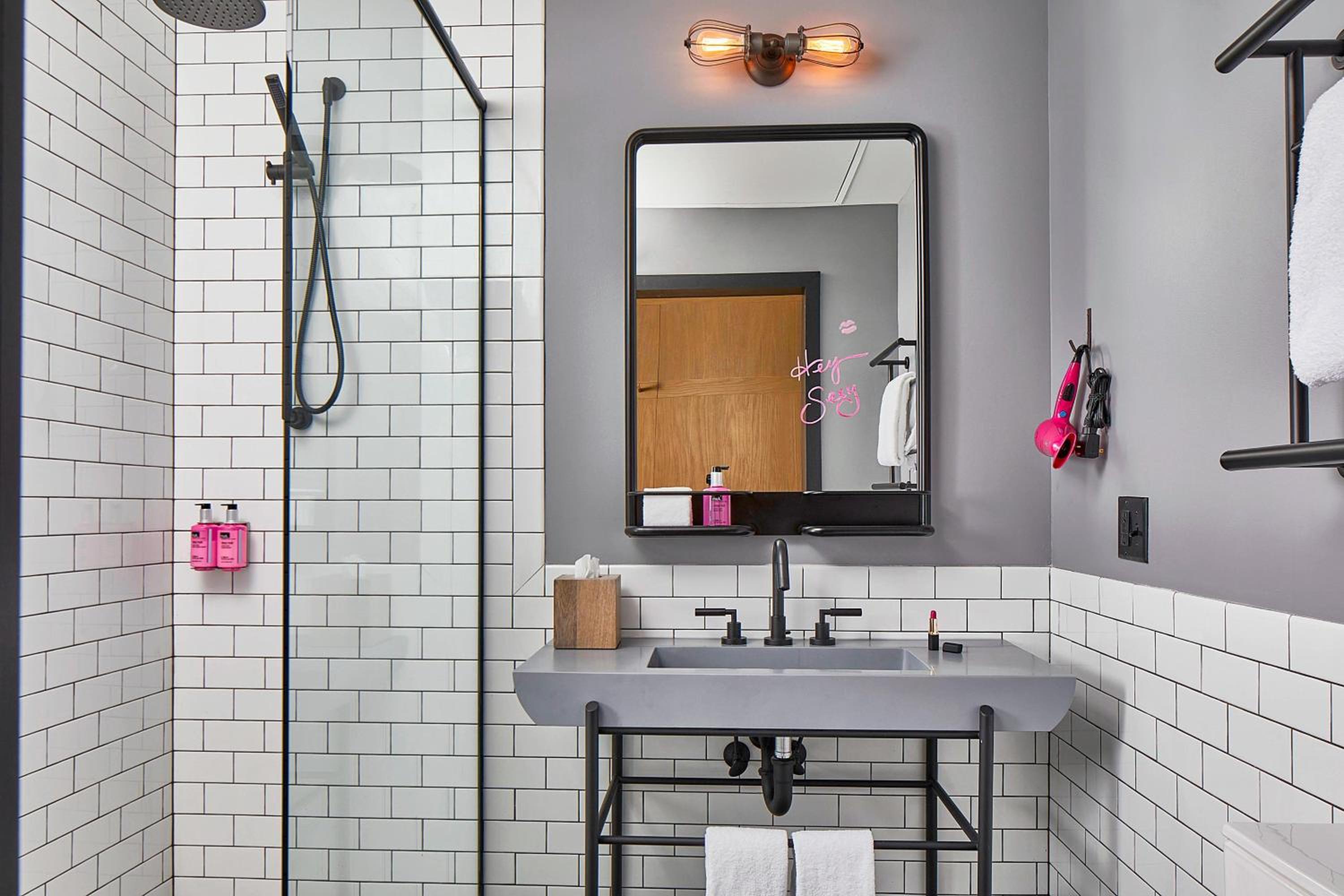 Loft Guest Room with Queen and Twin Bunk Bed