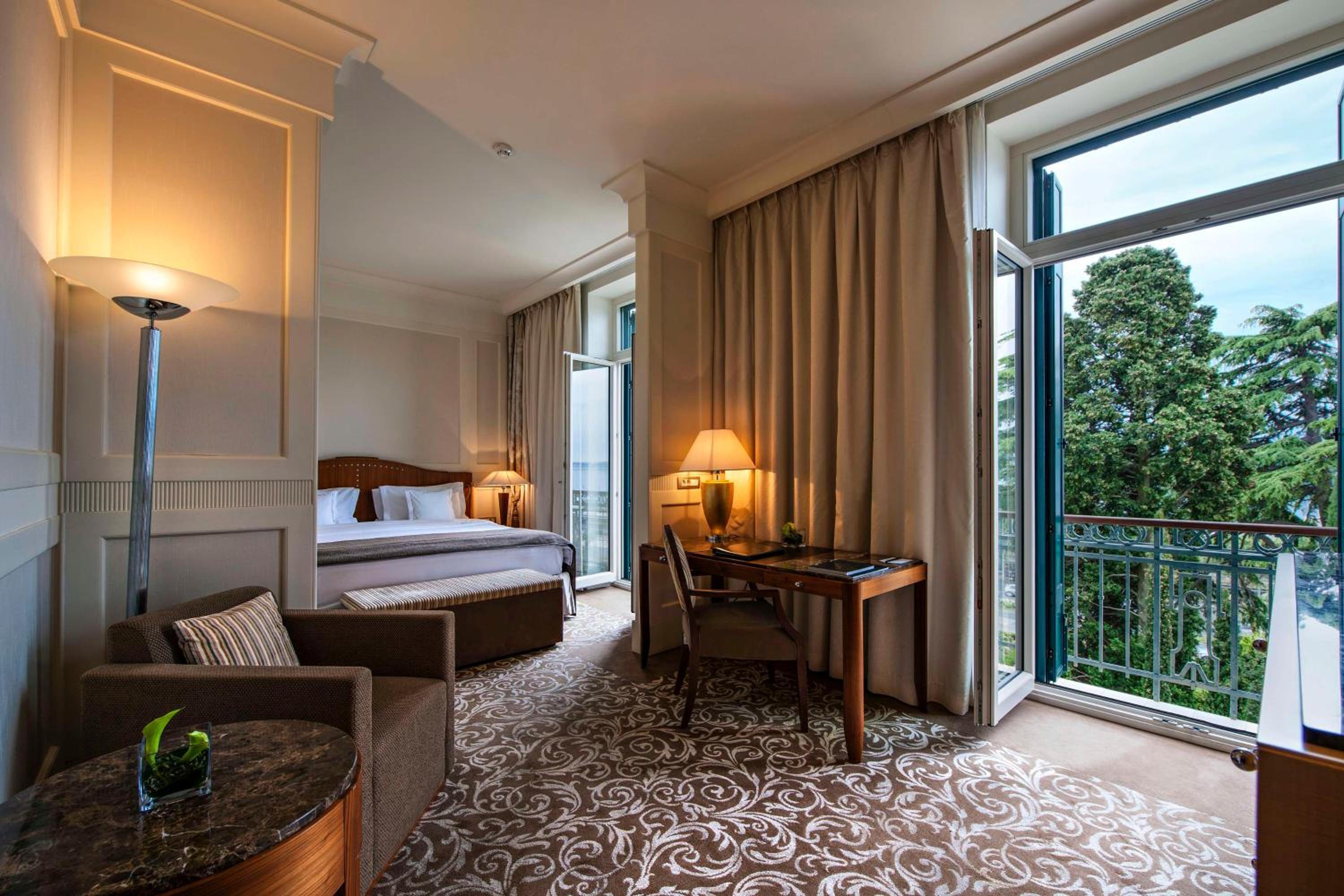 Deluxe Room Sea View