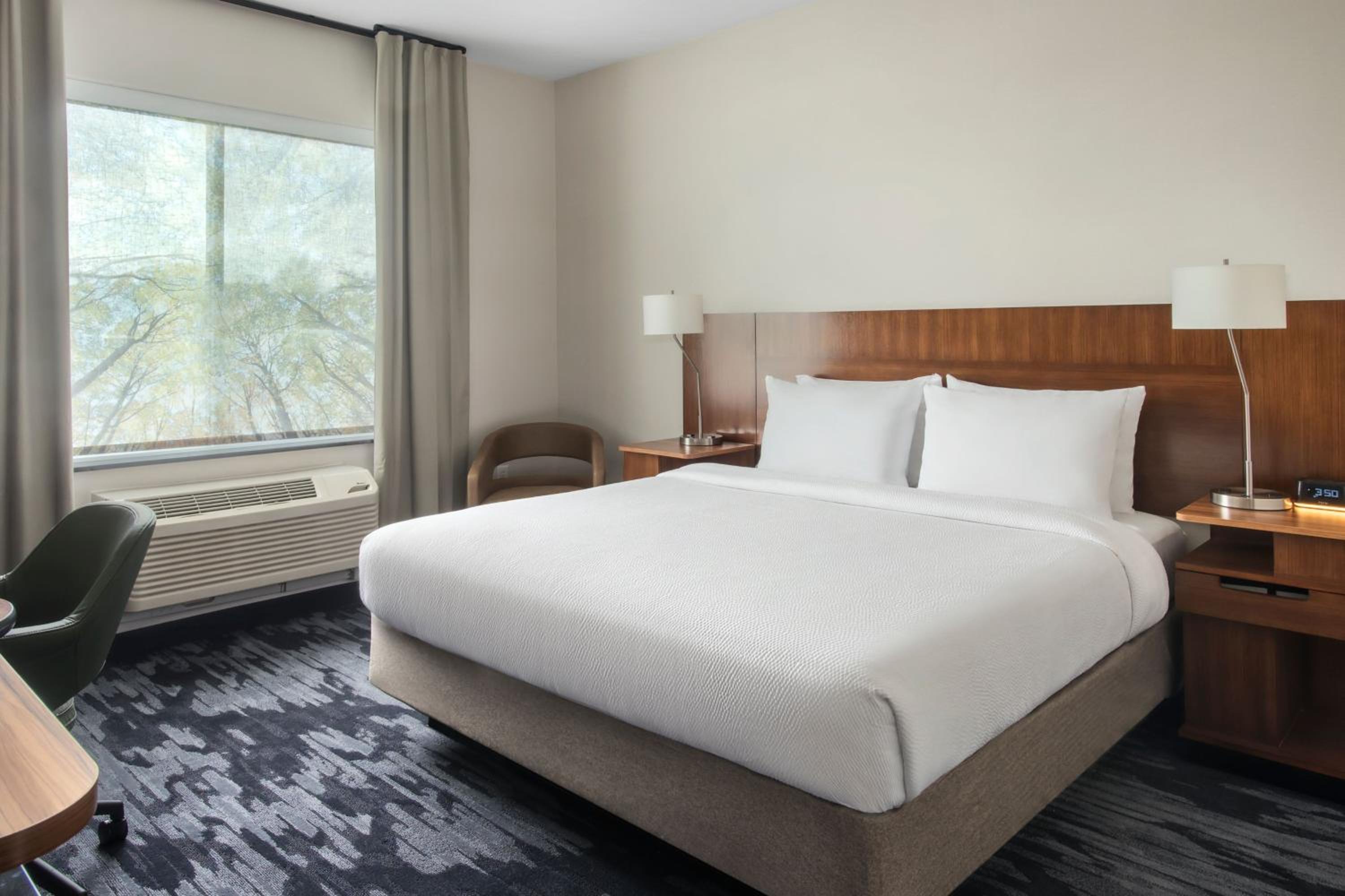 King Room - Hearing Accessible