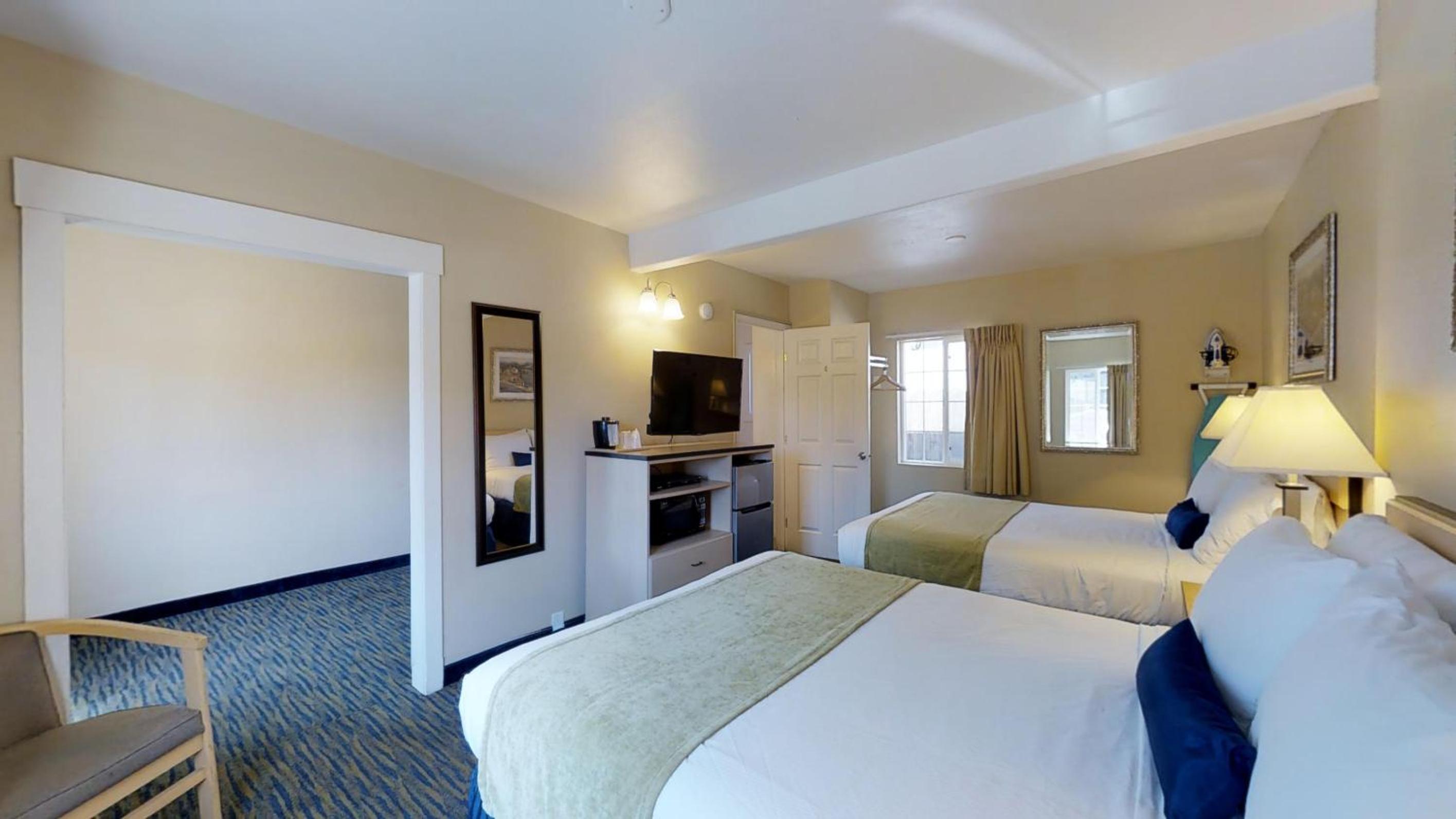 Queen Room with Two Queen Beds
