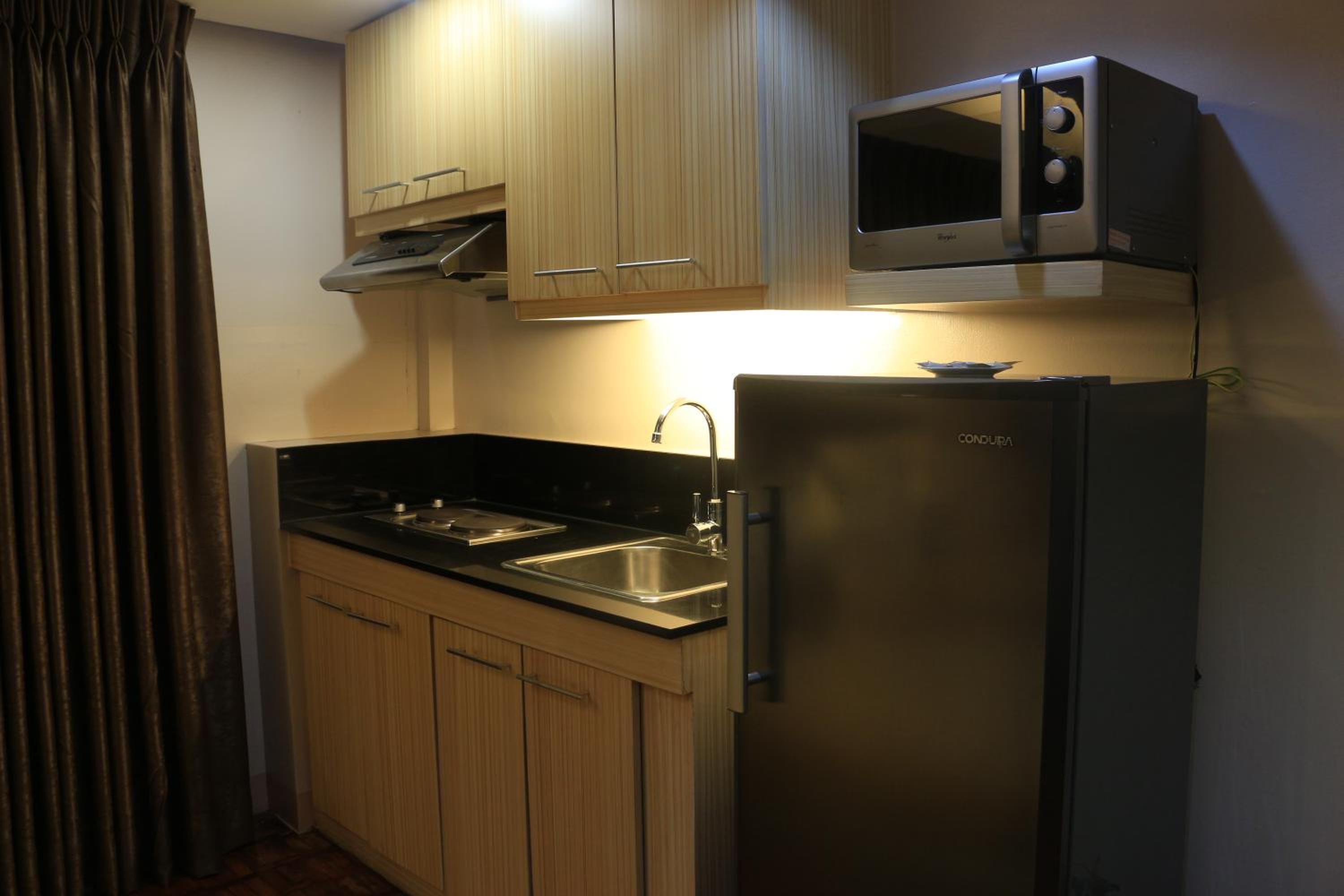 One-Bedroom Suite