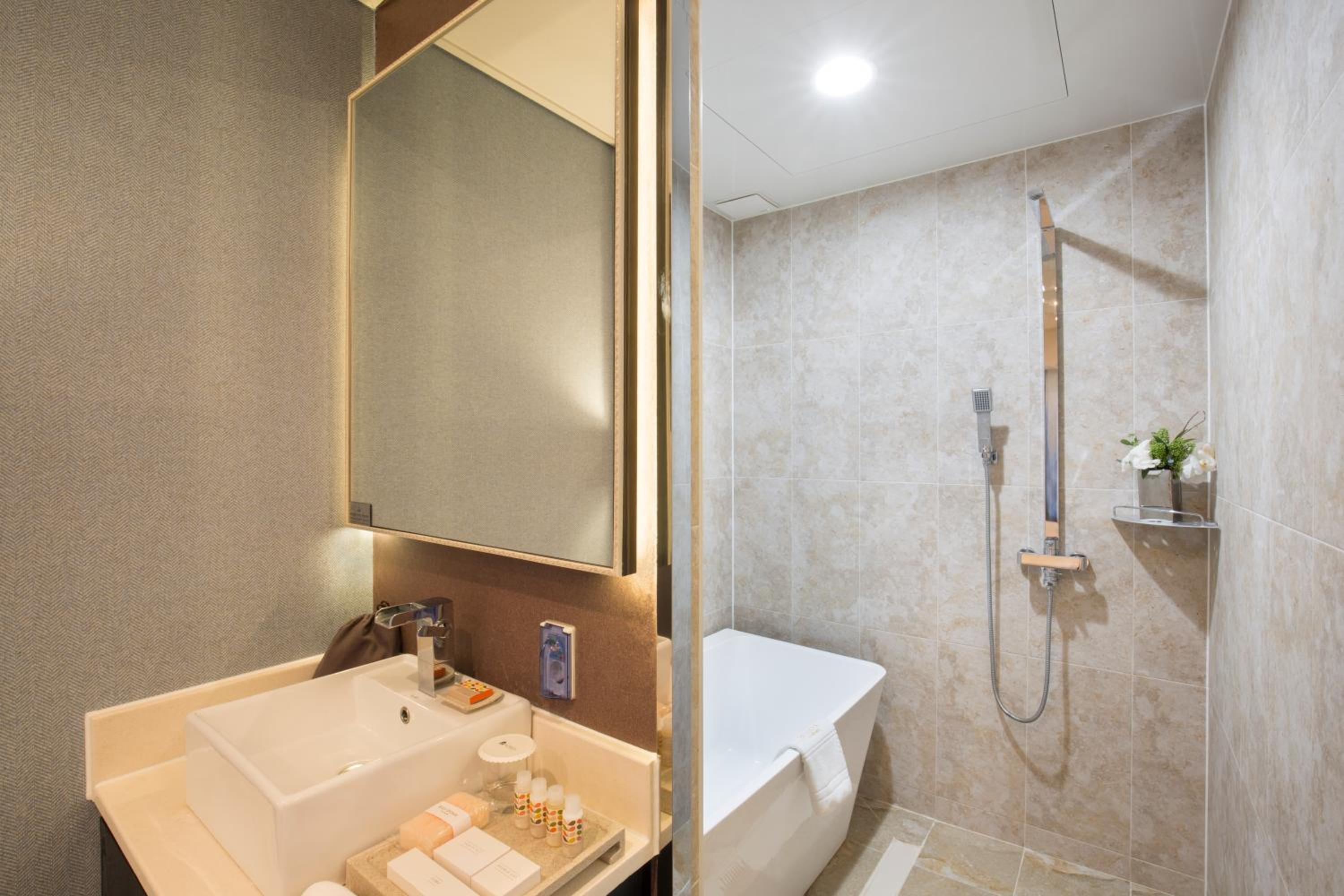 Superior Double Room - High Floor