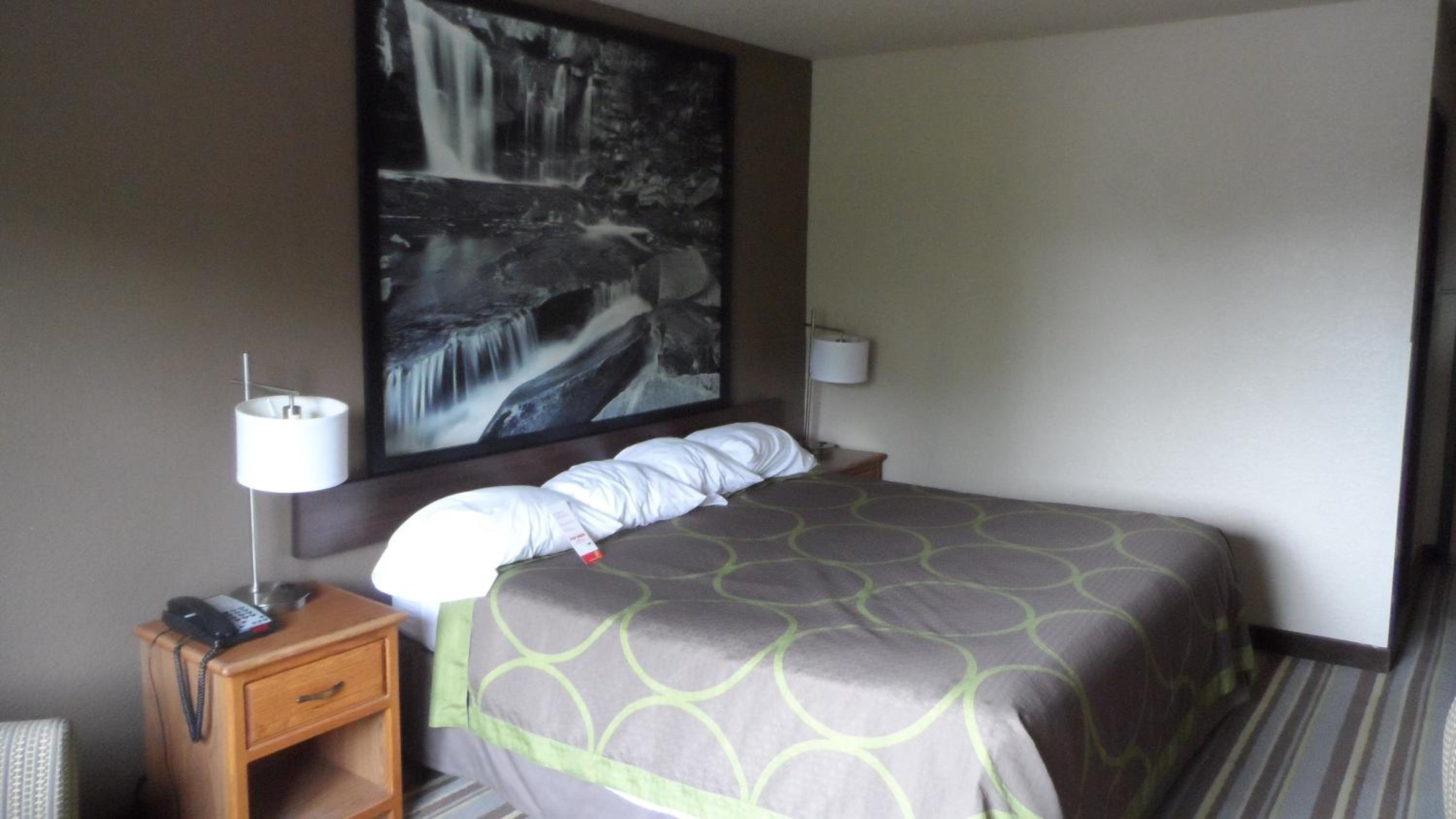 King Room - Non-Smoking