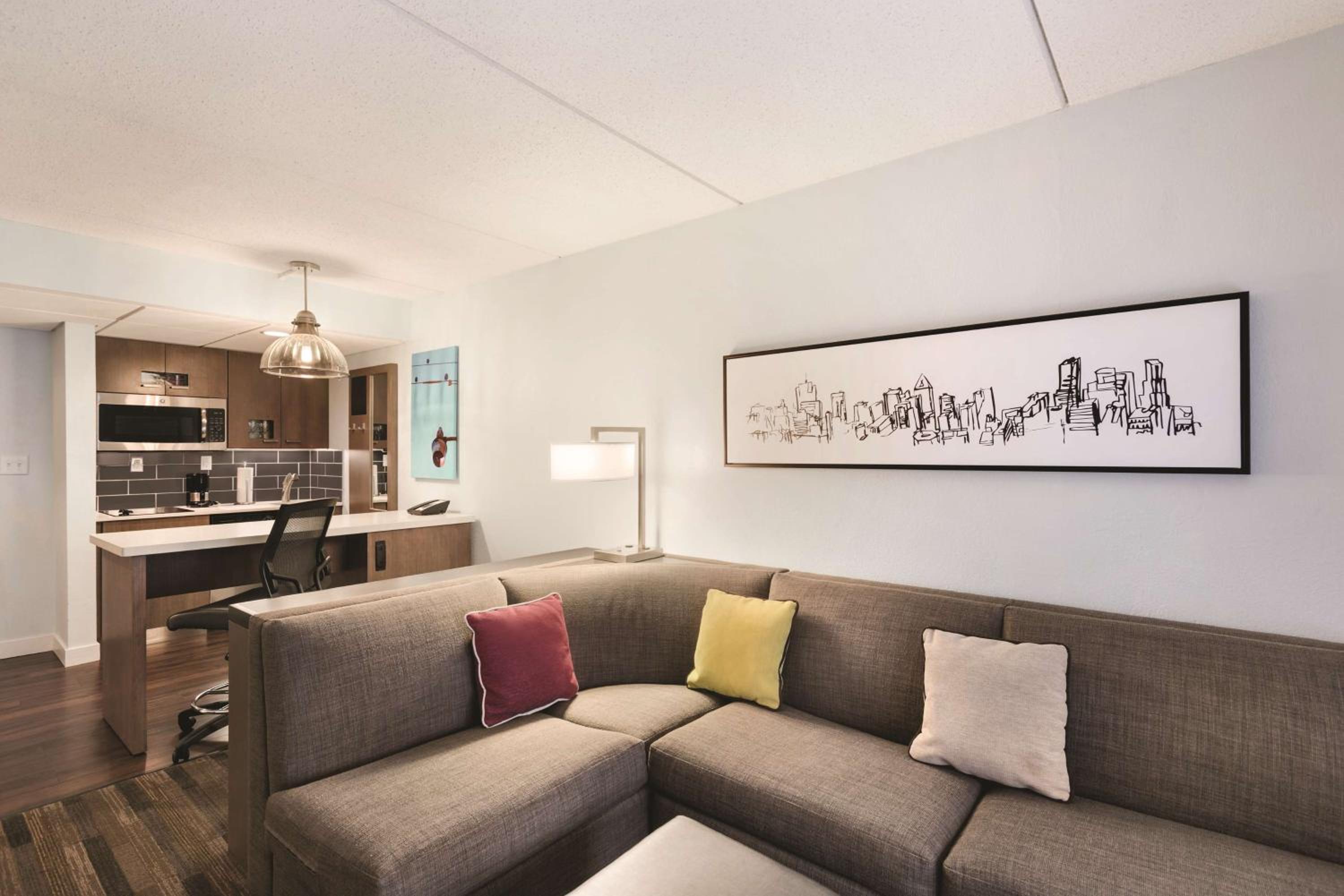 One-Bedroom King Suite