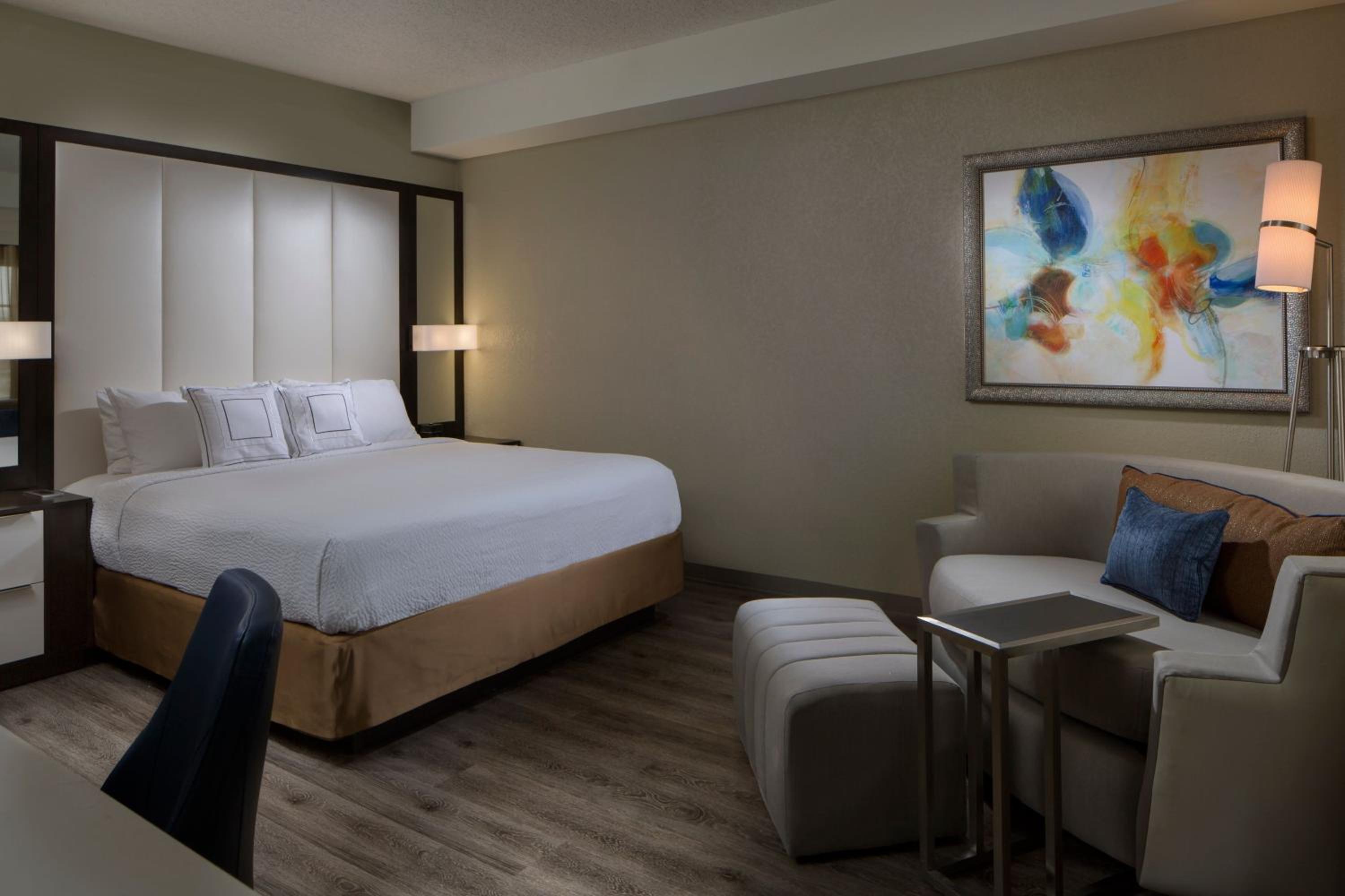 King Room - Hearing Accessible