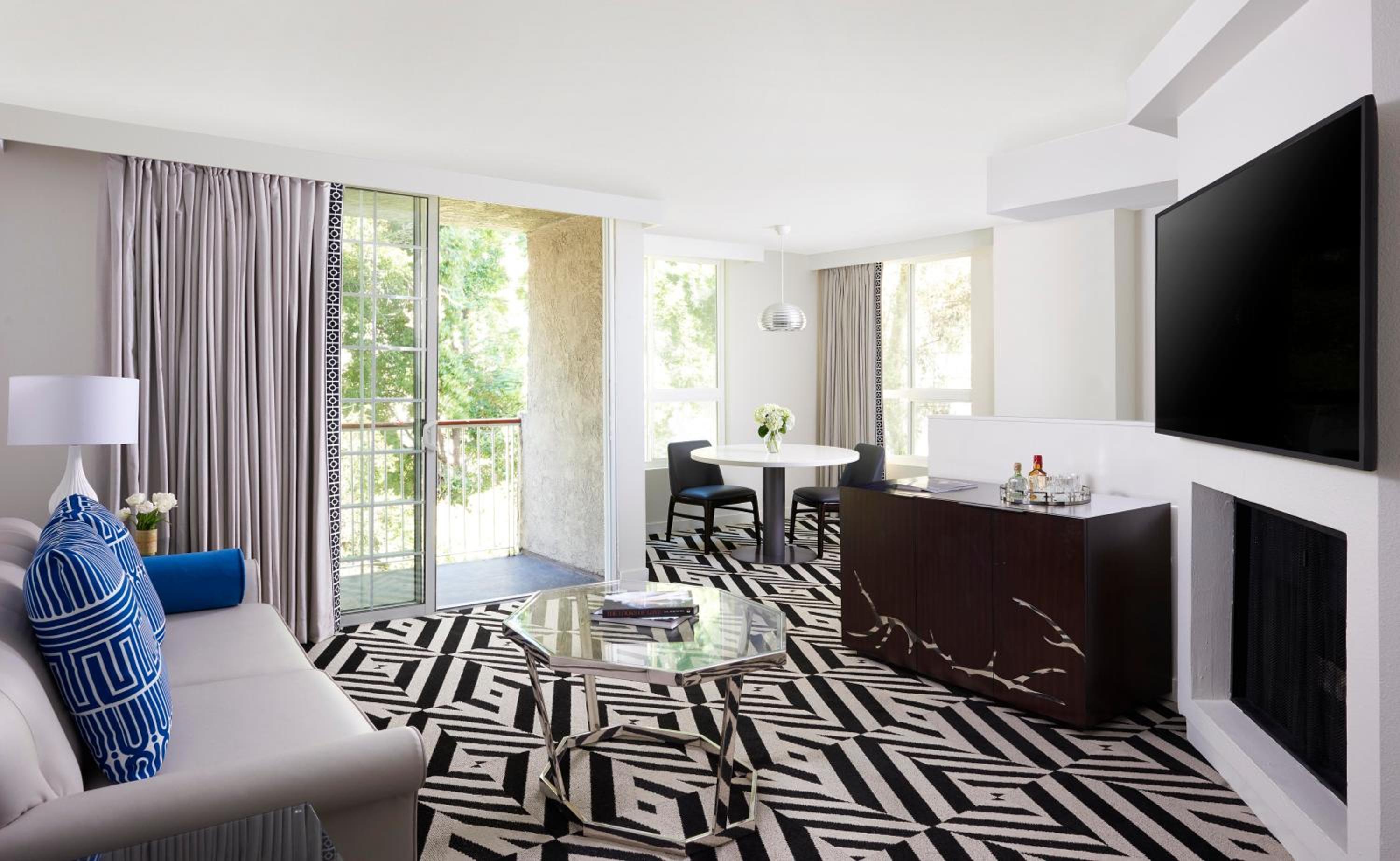 One Bedroom Signature Residence