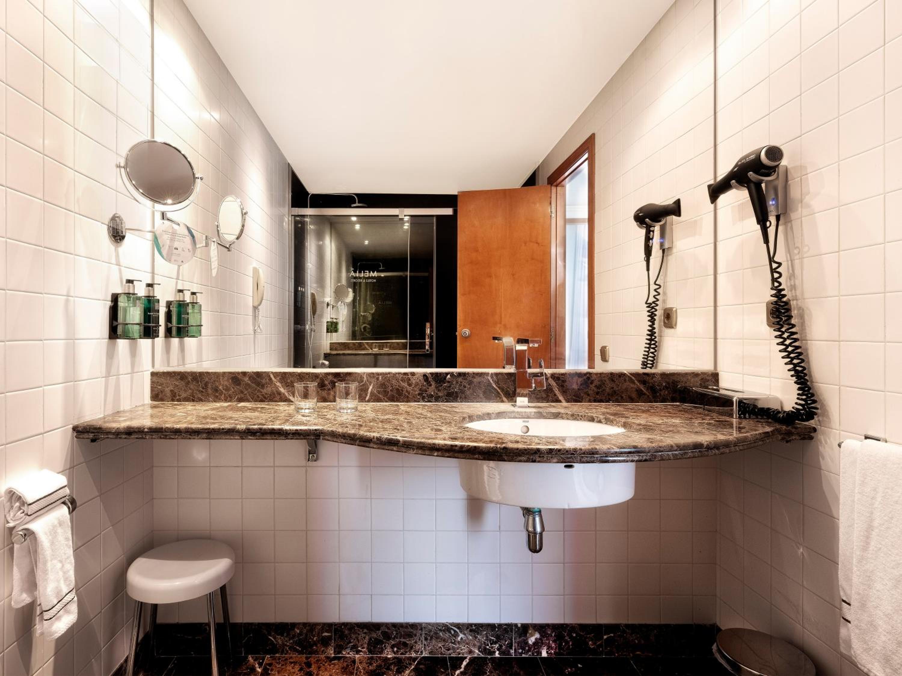 Double Room with Sofa Bed (3 Adults)