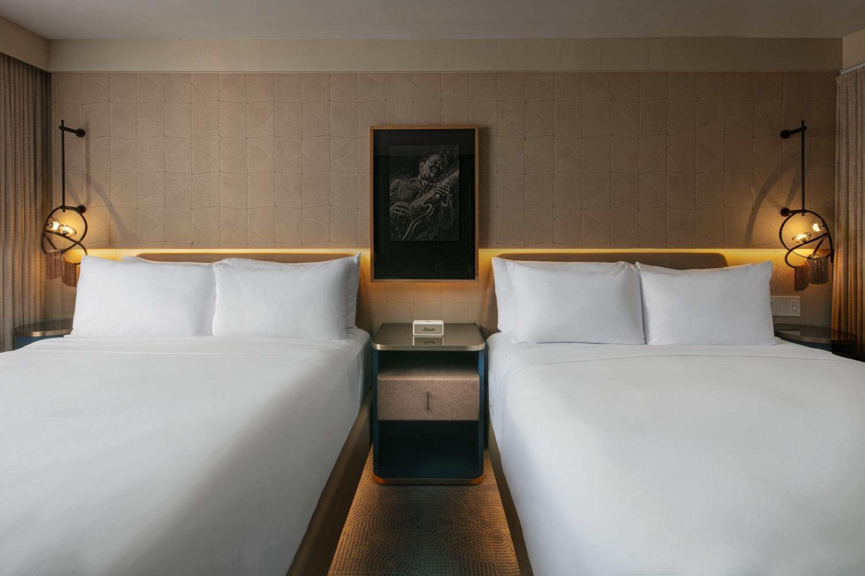 Wonderful, Guest Room, 2 Queen