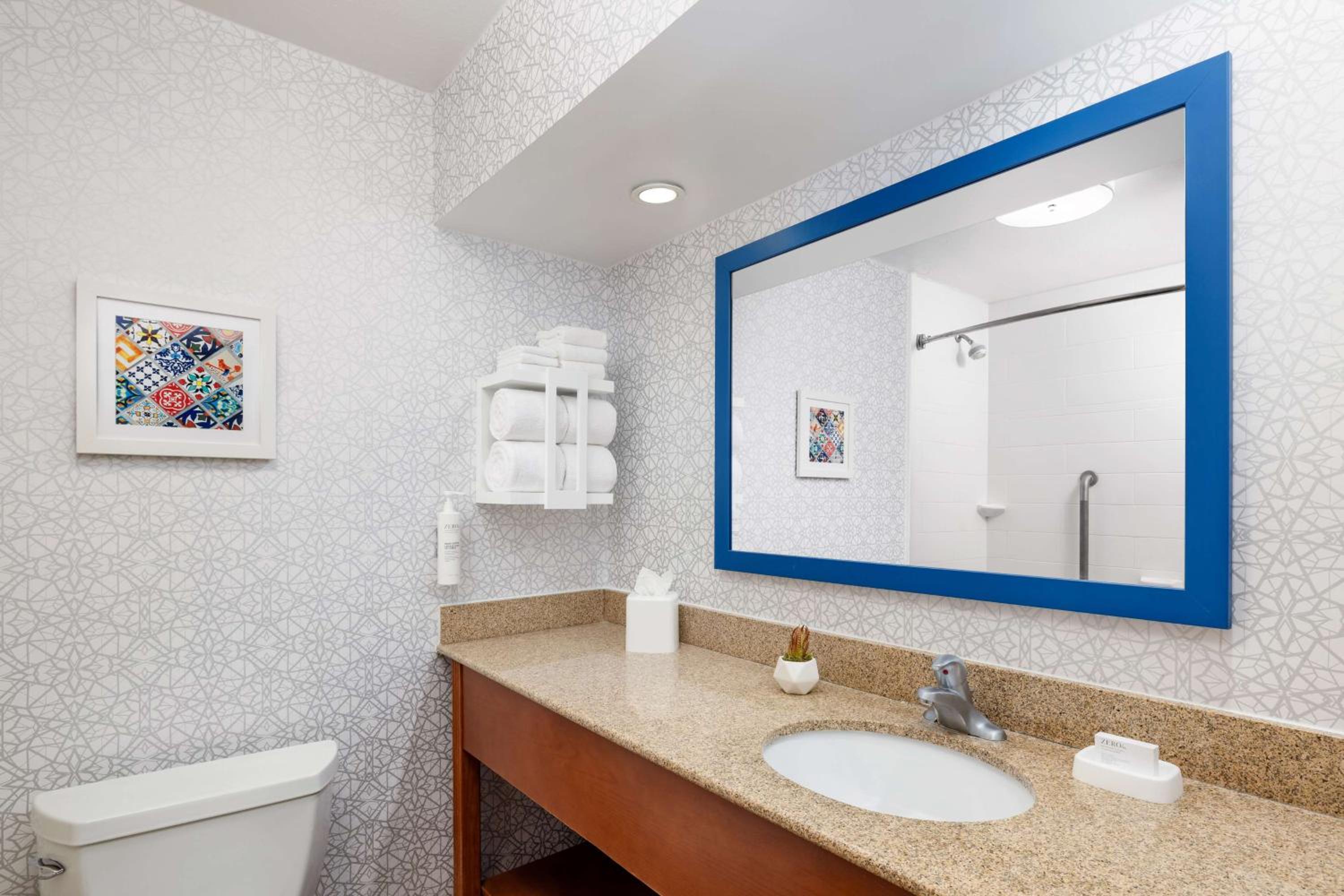 Double Room with Two Double Beds - Non-Smoking