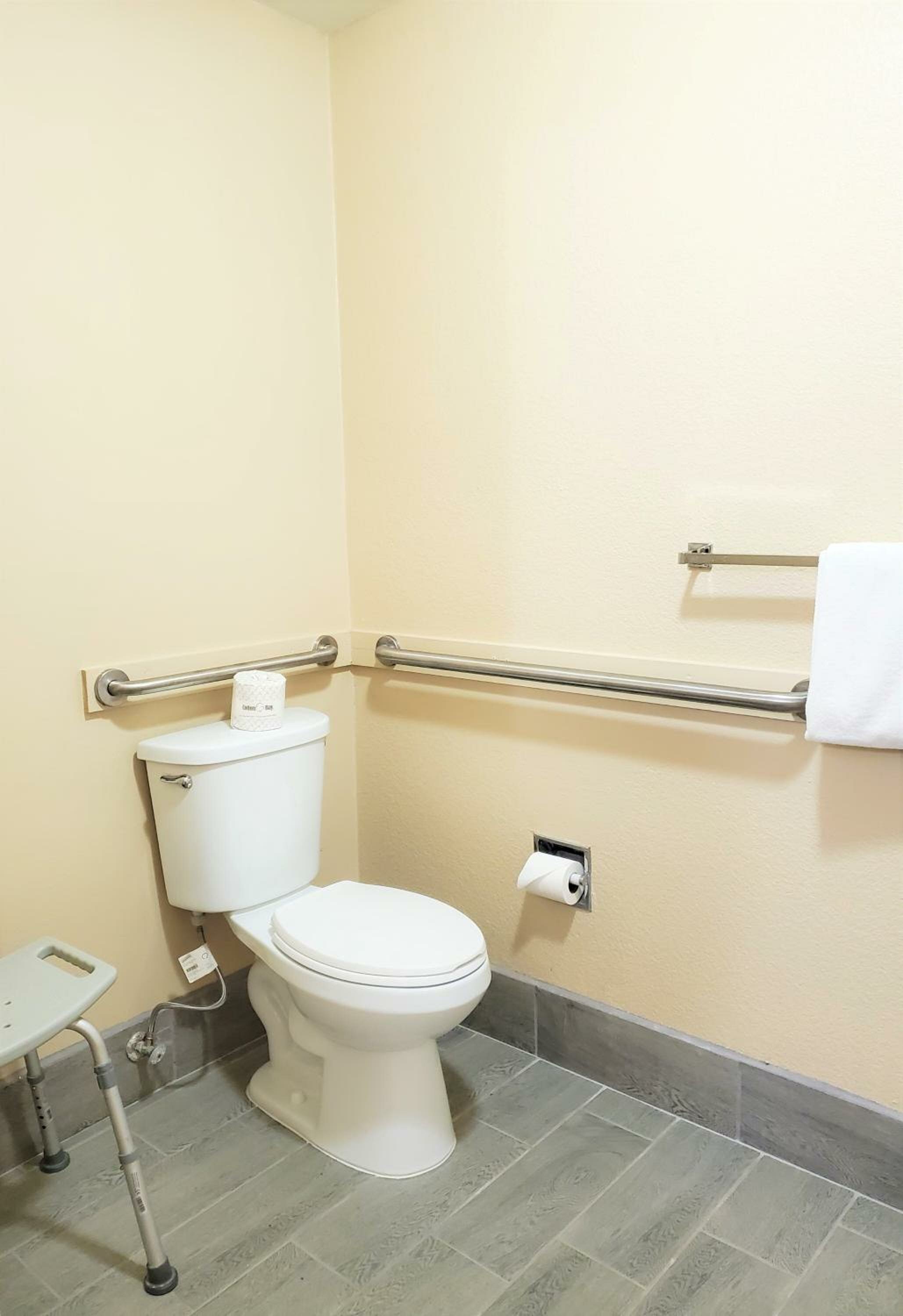 King Room - Disability Access/Non-Smoking