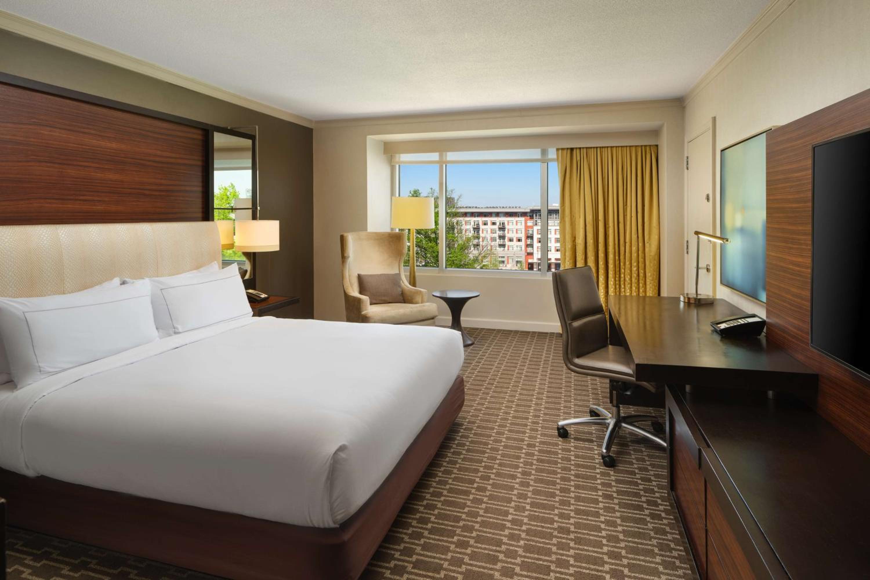 King Bed with City View