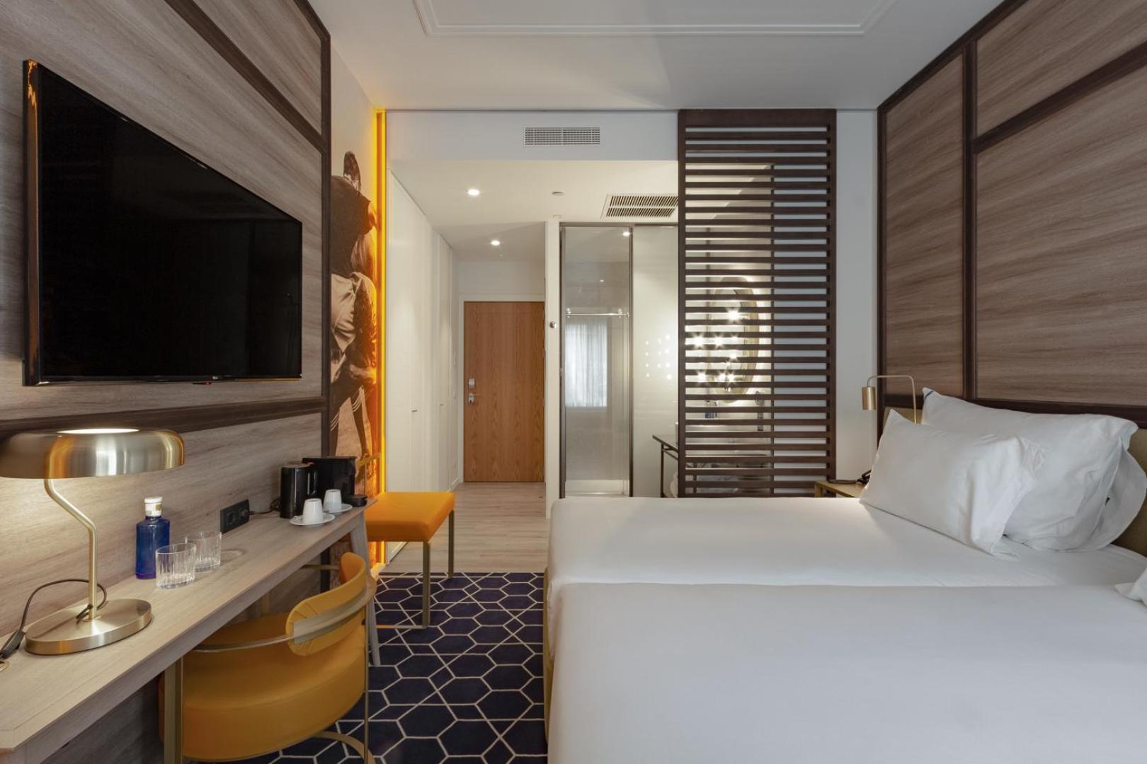 Premium Grand View Balcony