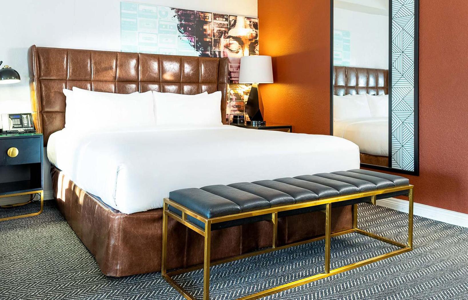 ADA Deluxe King Suite