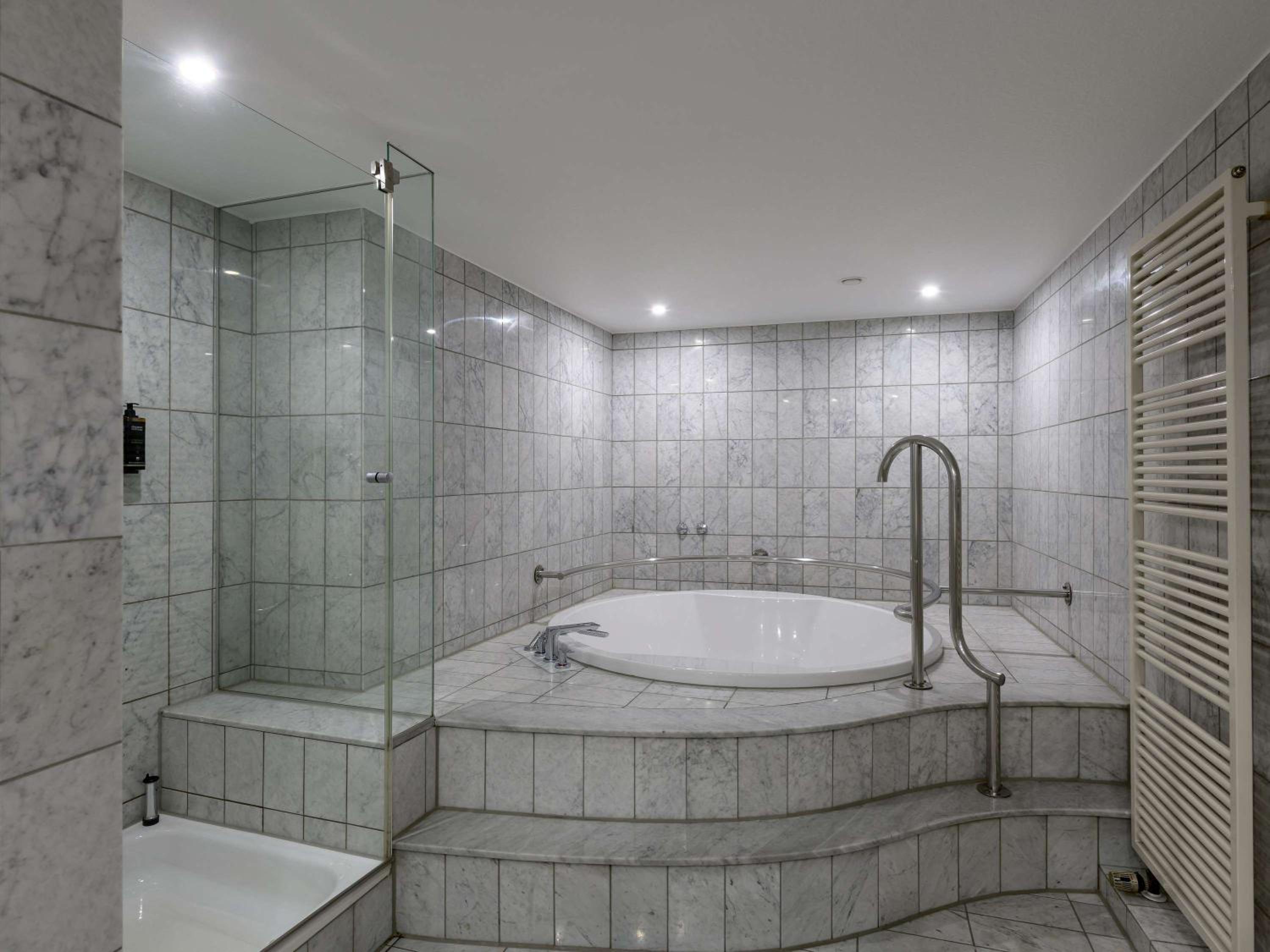 Executive Suite with King bed