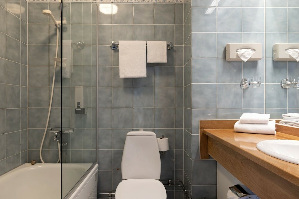 Family Room (2 twin beds, 1 sofa bed)