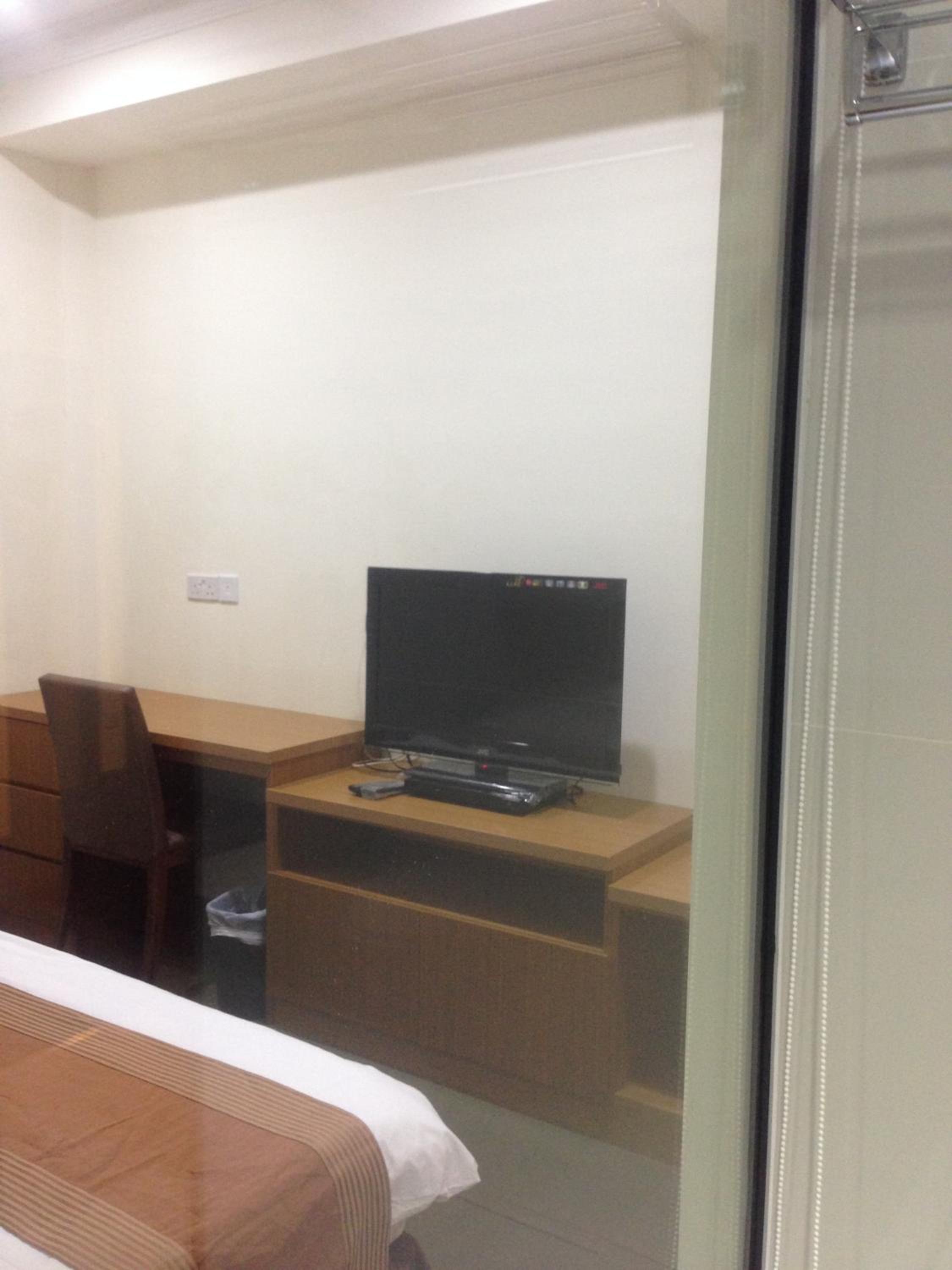 Economy King (No Window)