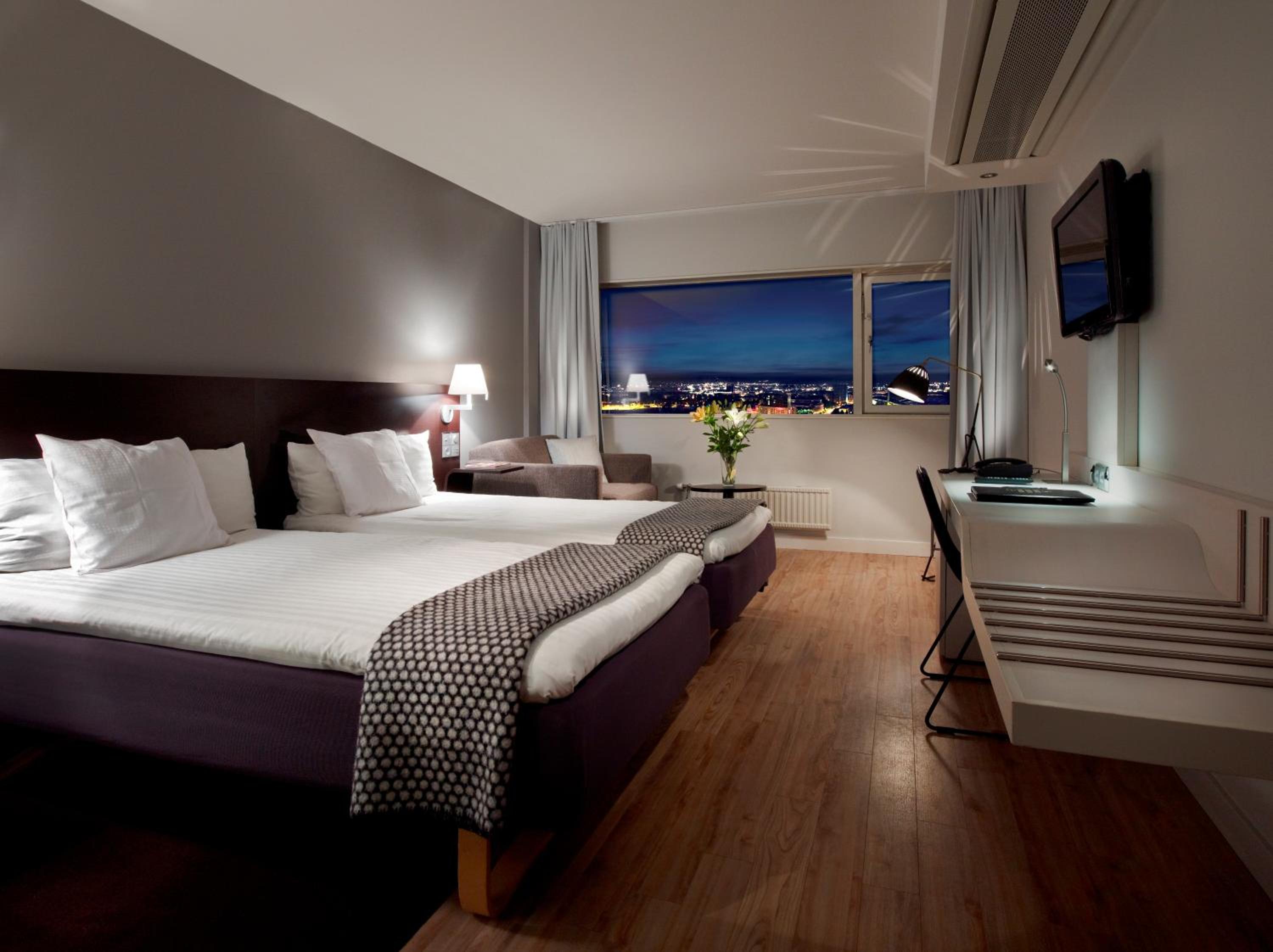 Standard Room with Extra Bed - Gothia Towers (max 2 Adults + 1 Child up to 12 years old)