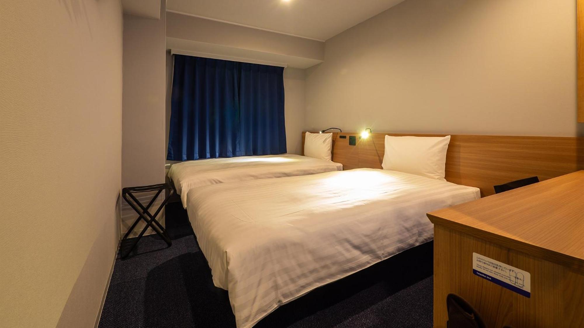 Hollywood Twin - Non-Smoking