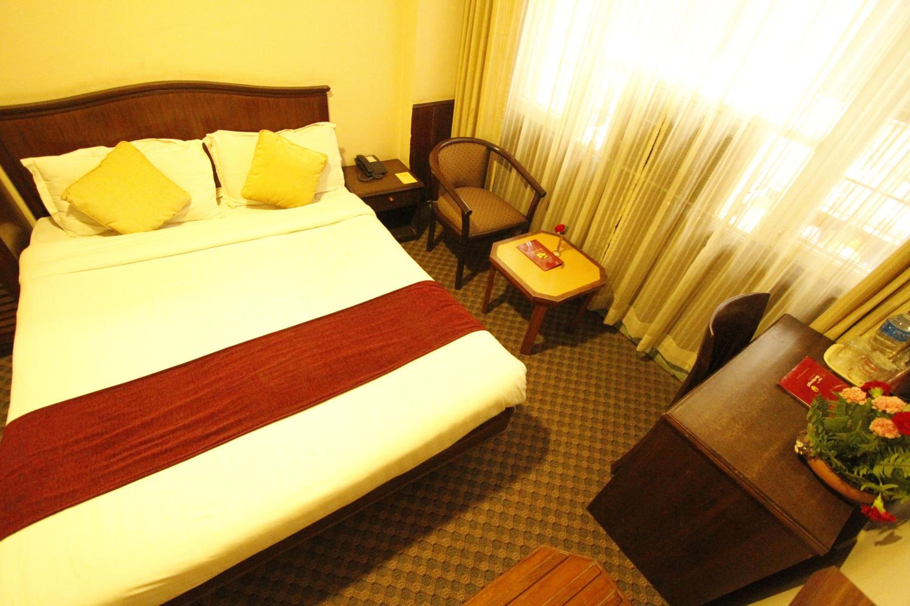 Deluxe Double or Twin Room