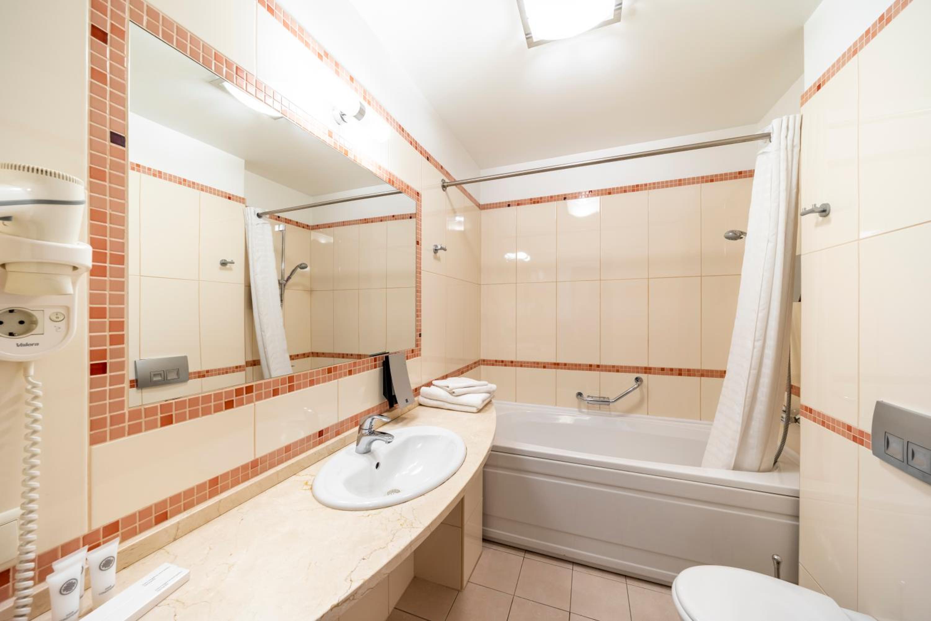 Superior Double Room with Balcony