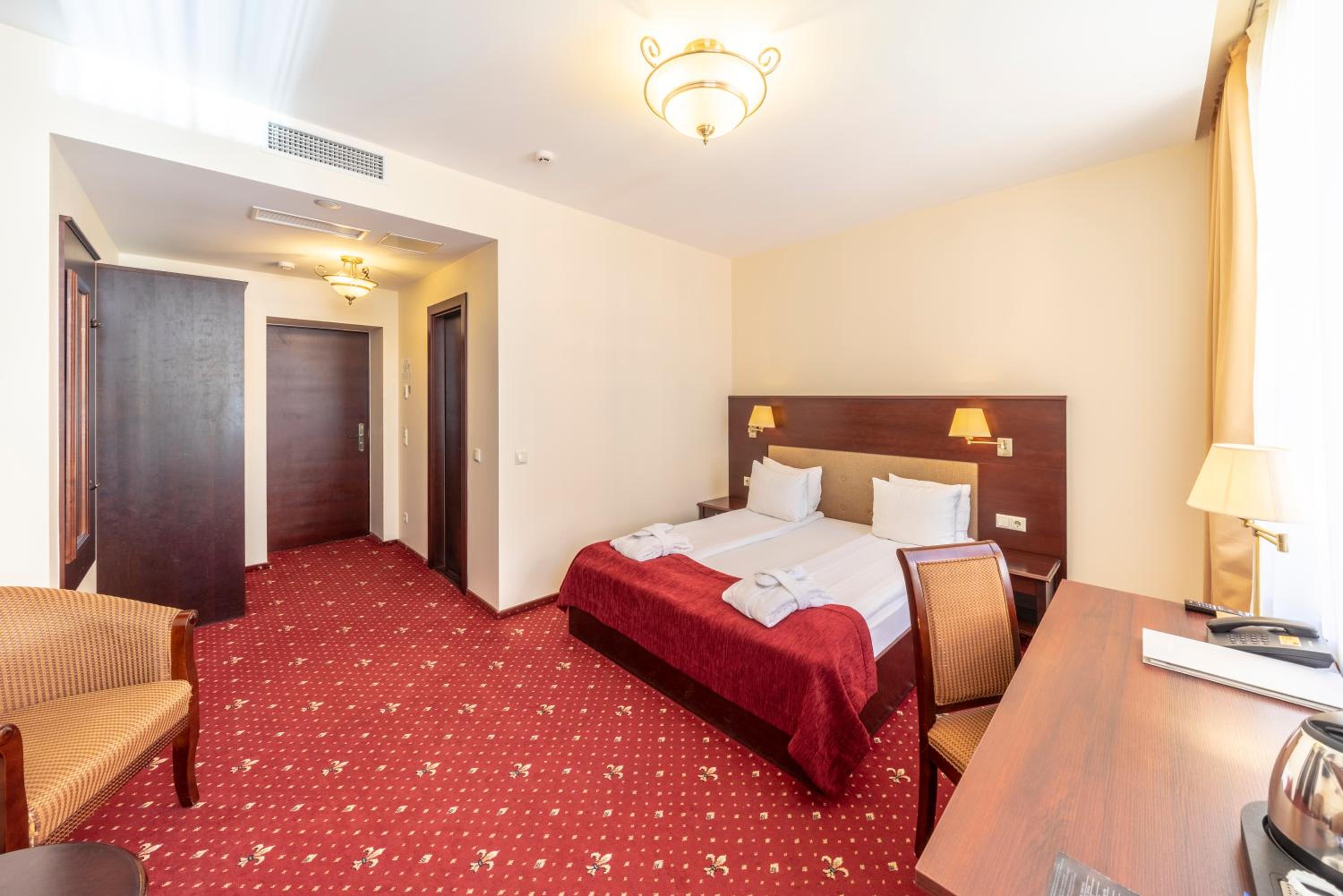 Superior Double Room with Balcony