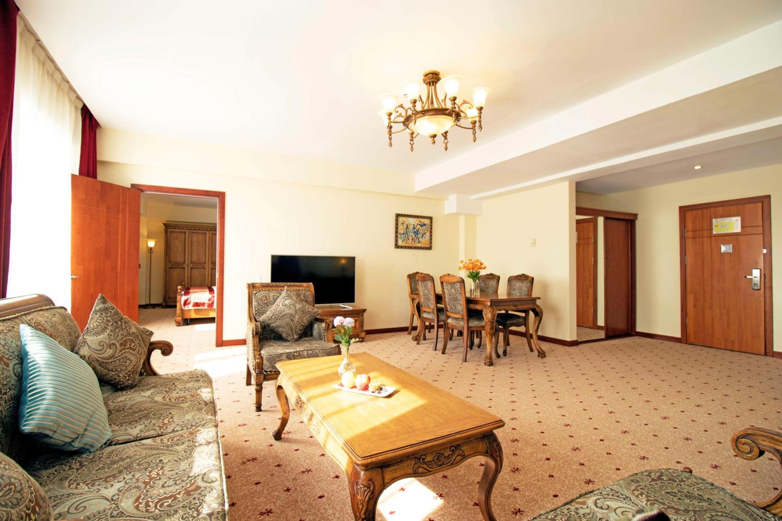 Executive Suite