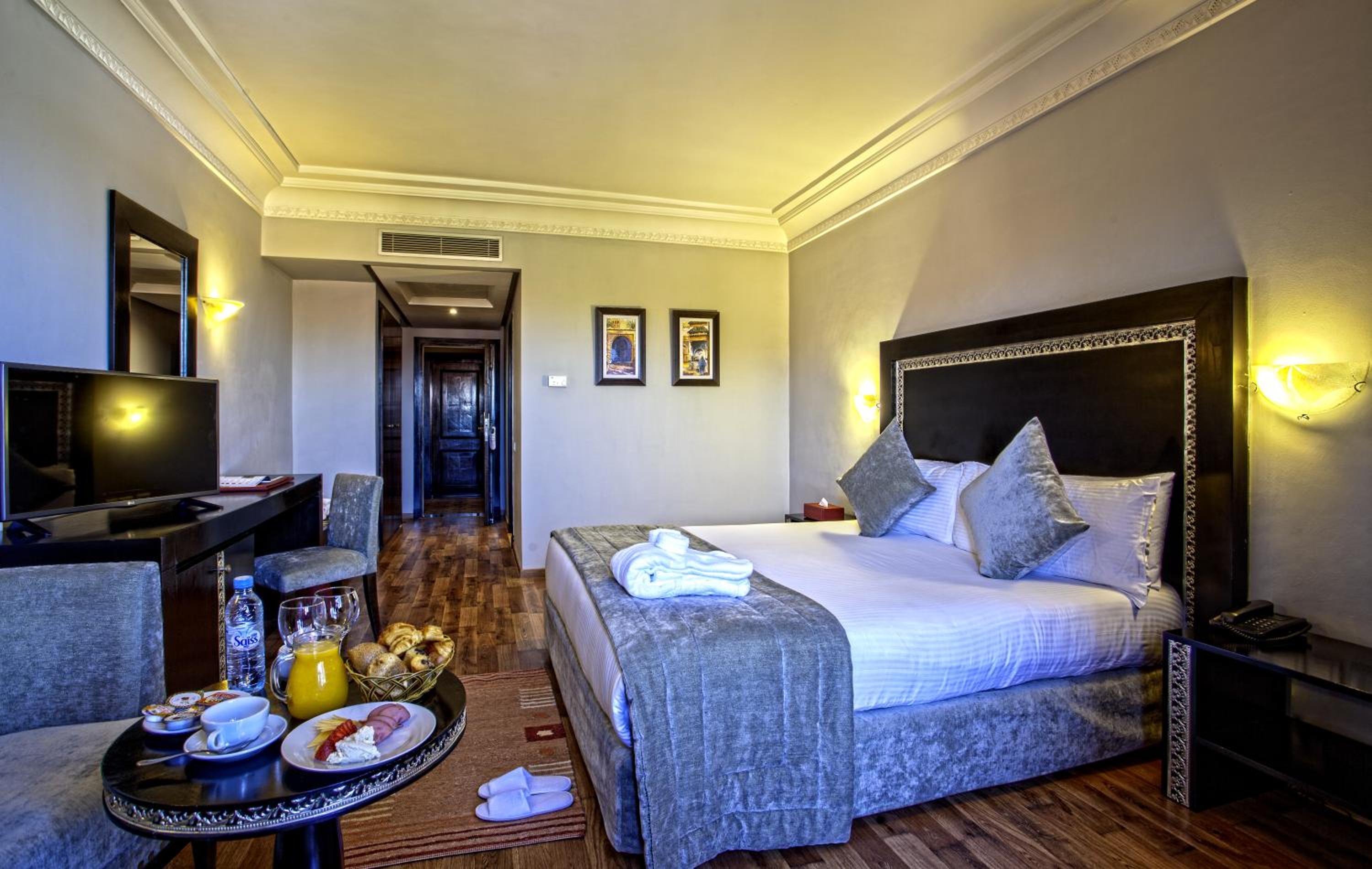 Double or Twin Room with Pool View