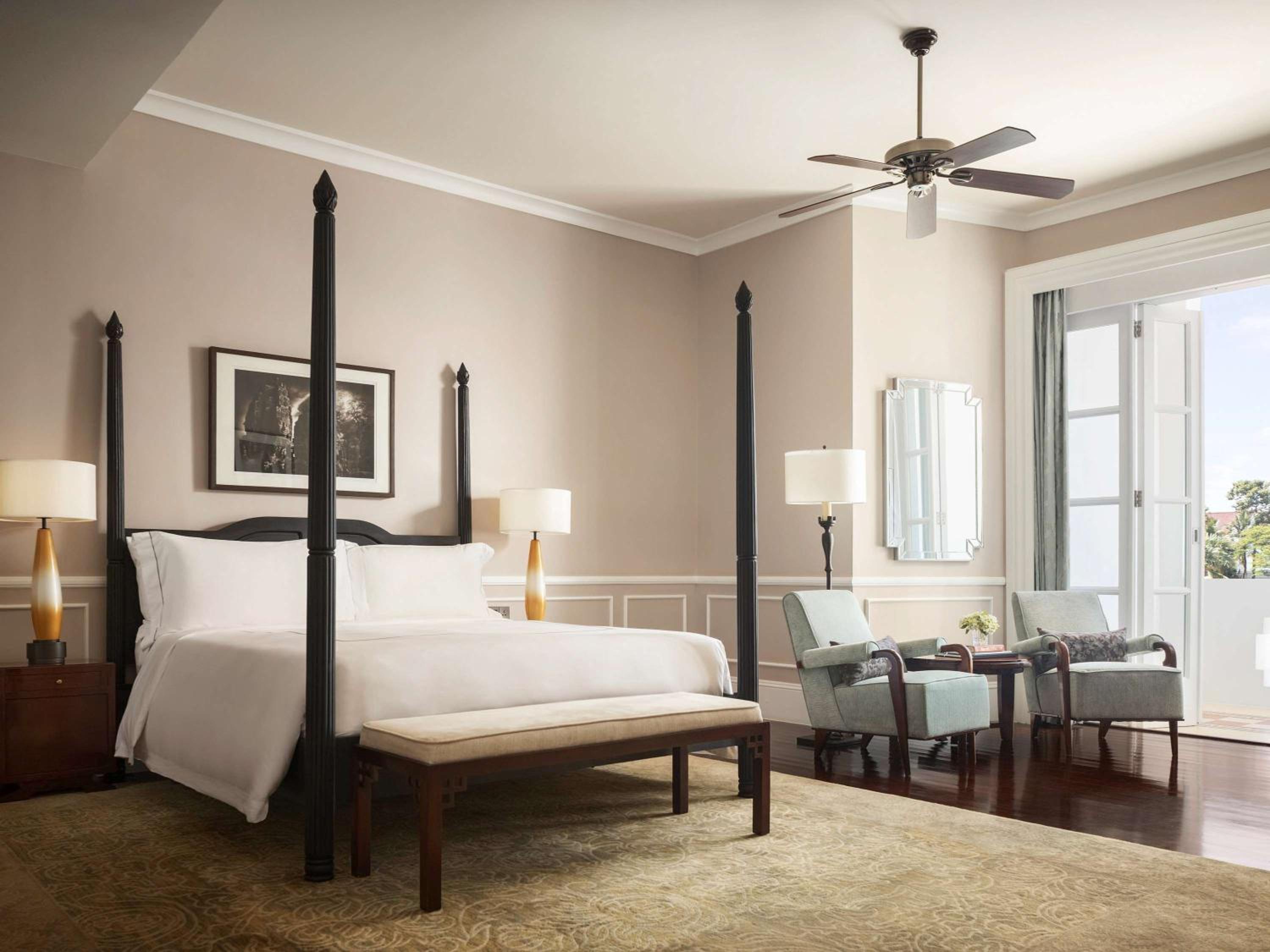 Personality King Suite