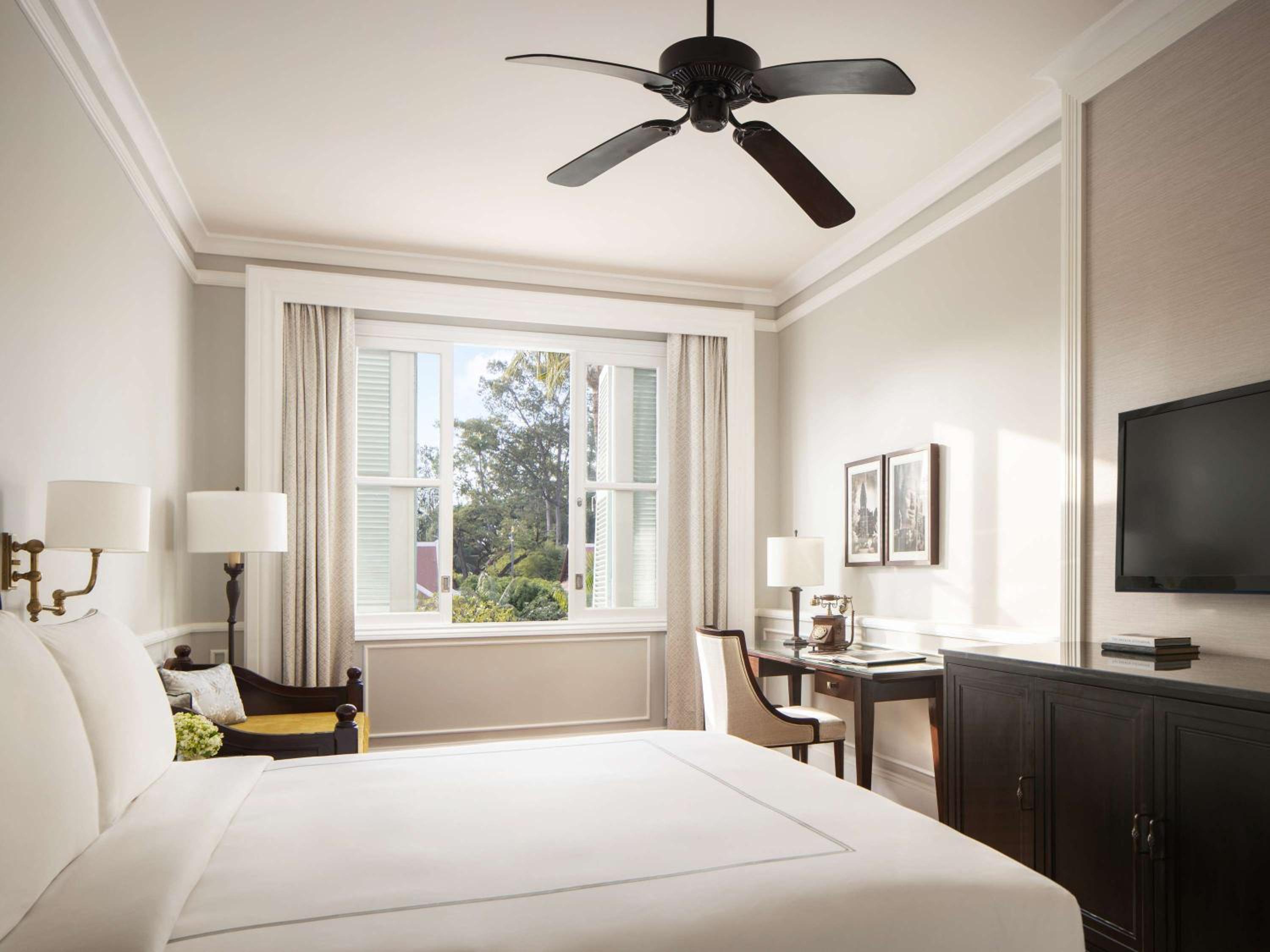 State Room King Bed with Garden View