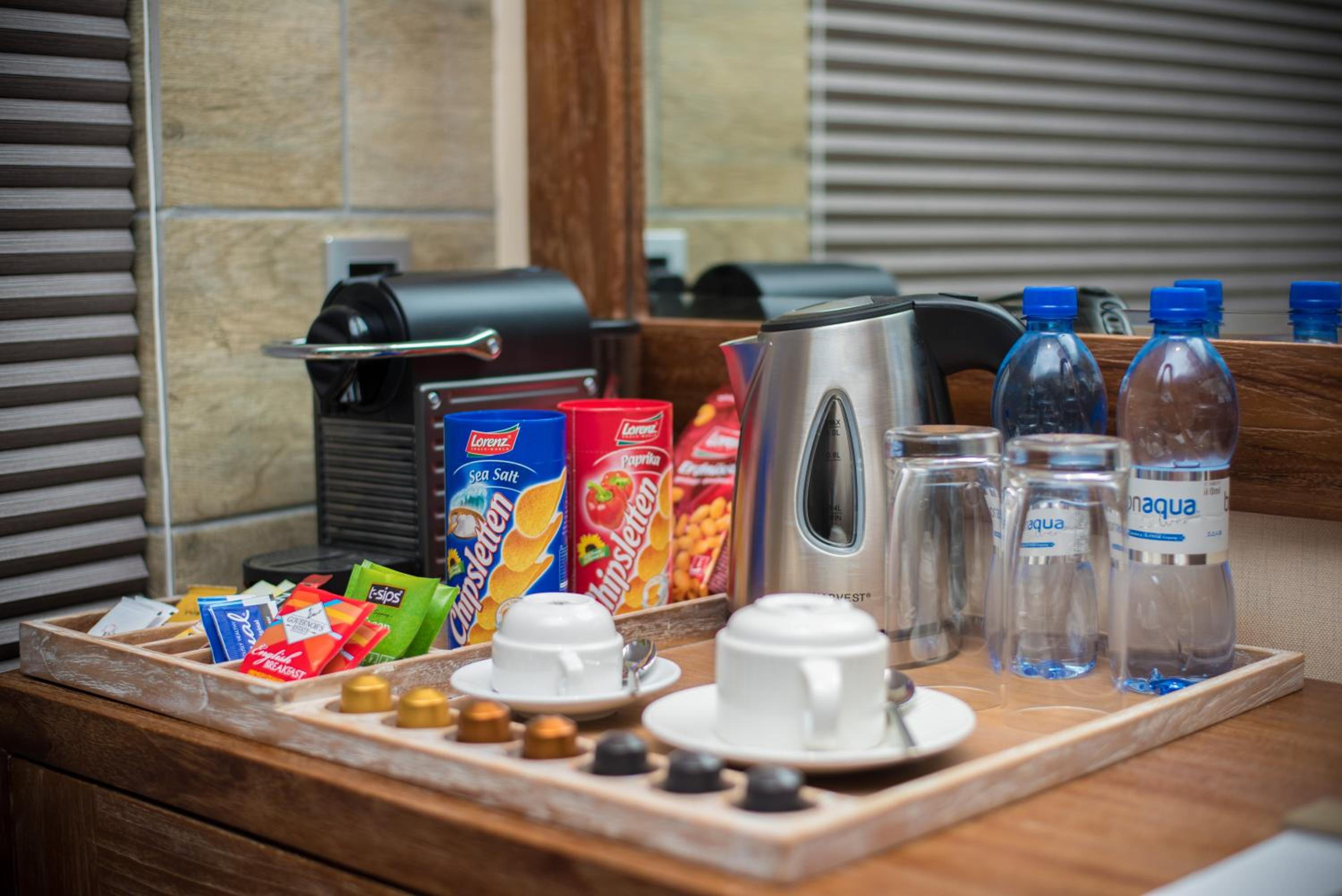 Executive Suite with Balcony (Free Return Airport Transfer)