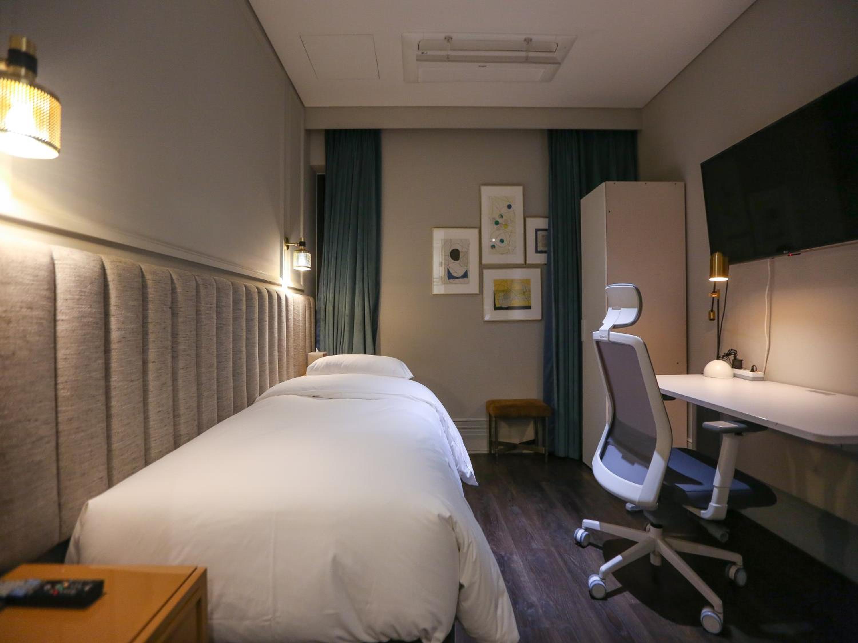 Single Room