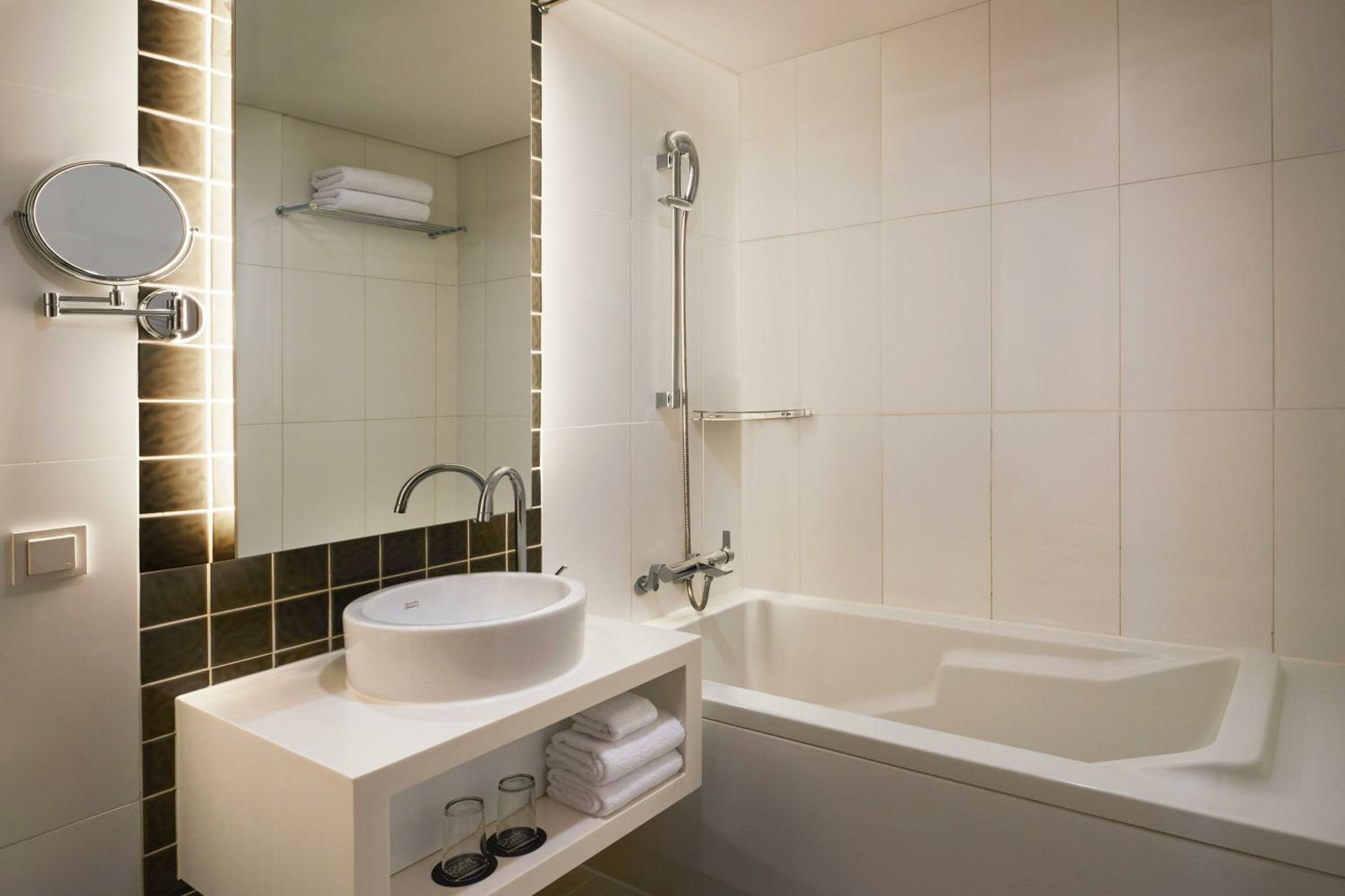 Superior, Guest room, 1 King