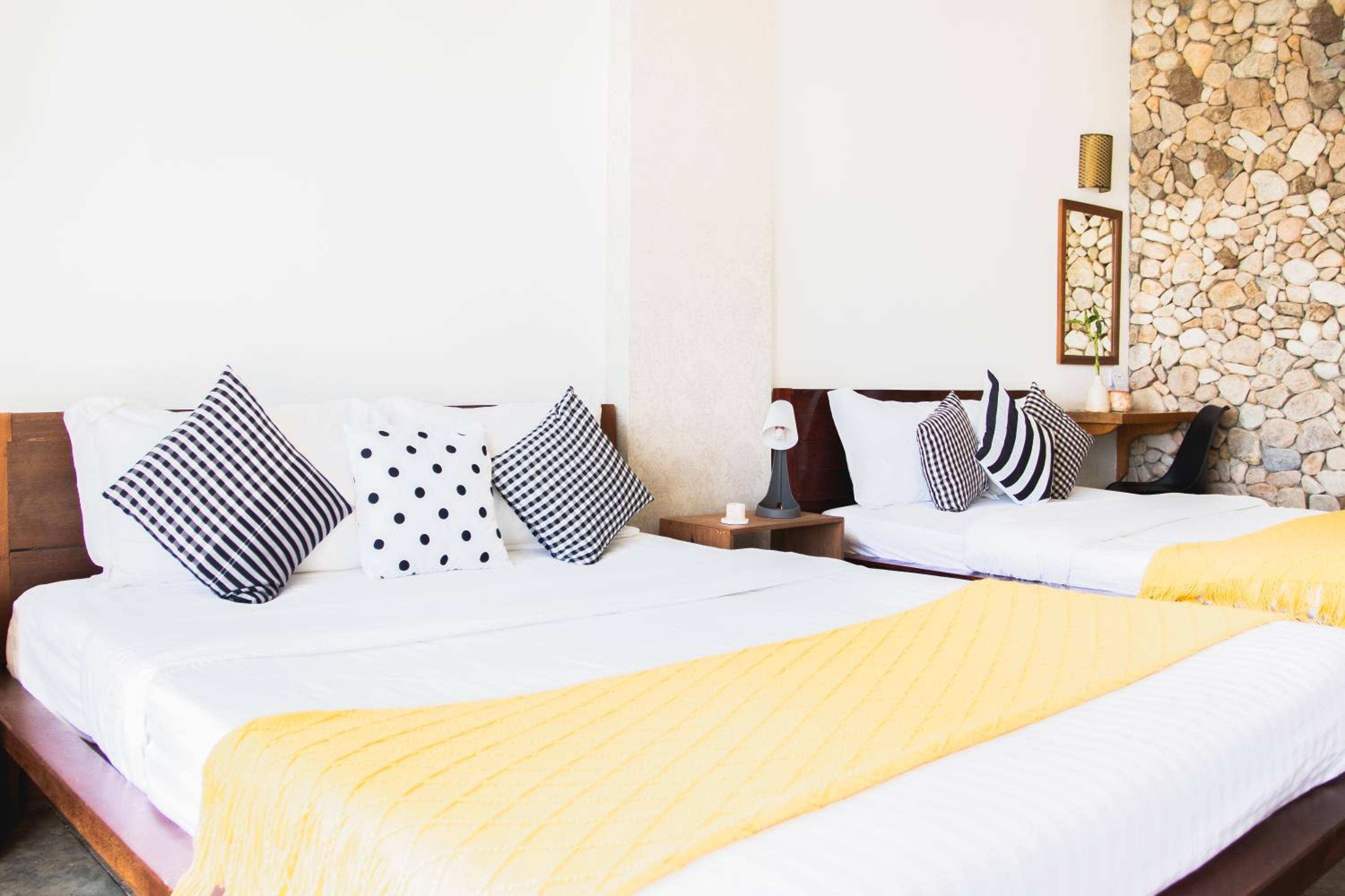 Deluxe Family Room with Sea View