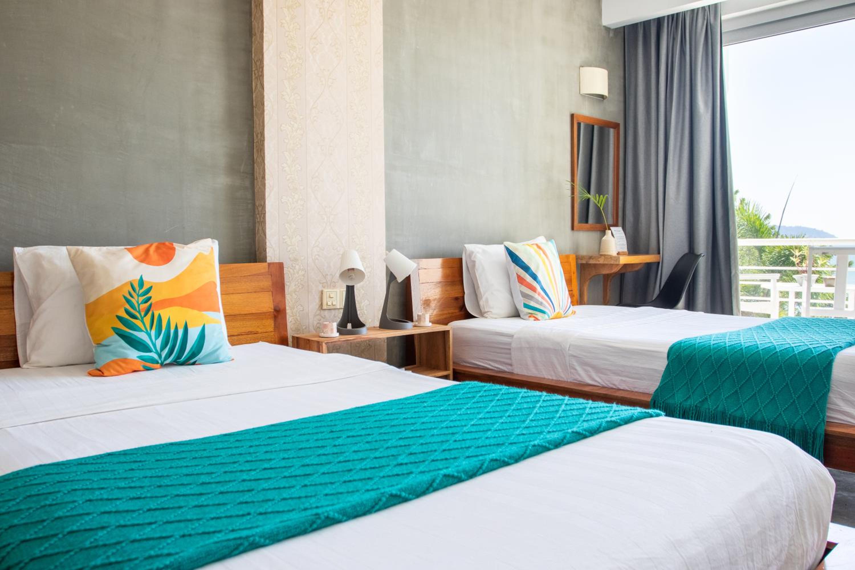 Superior Twin Room with Sea View