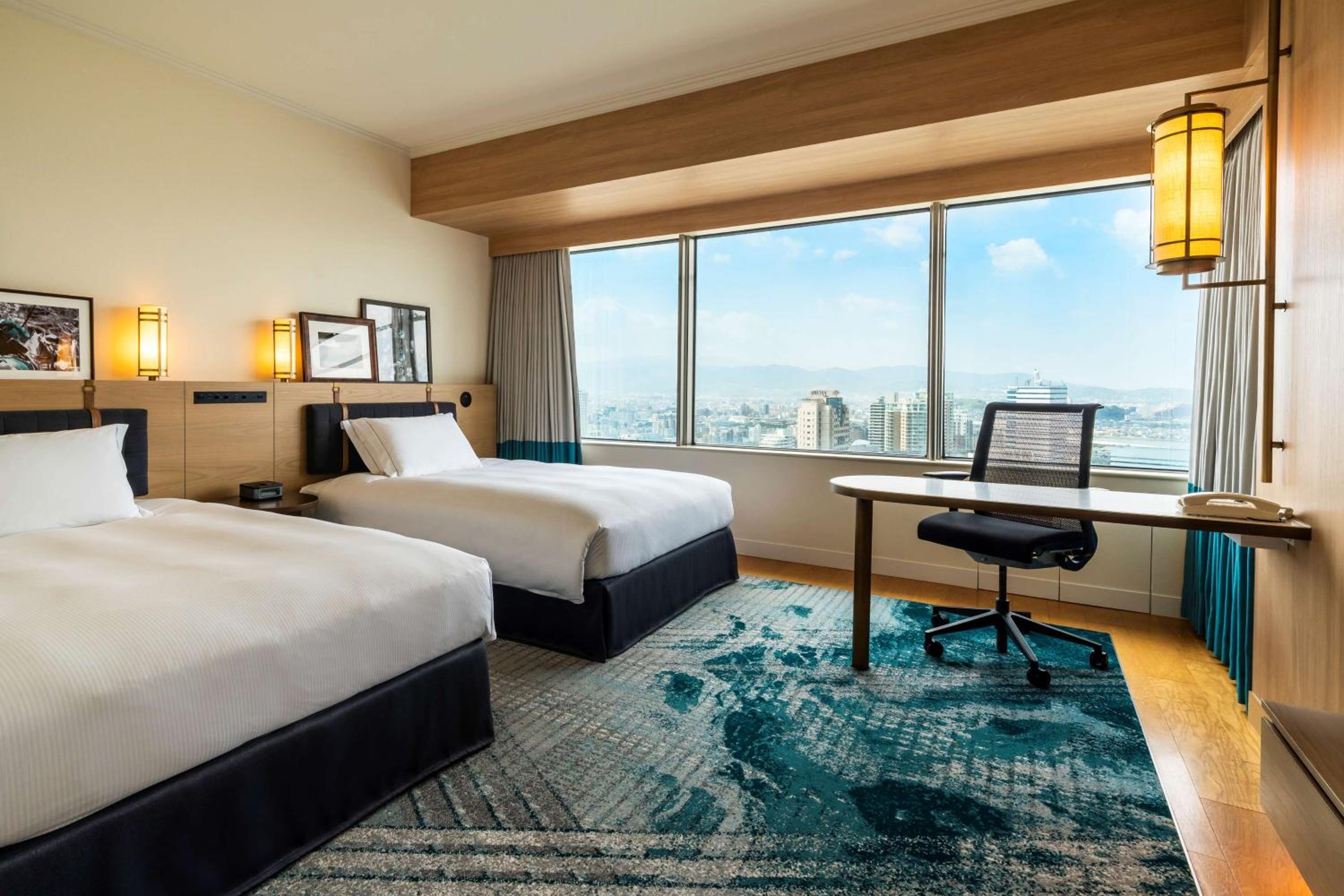 Twin Room - High Floor