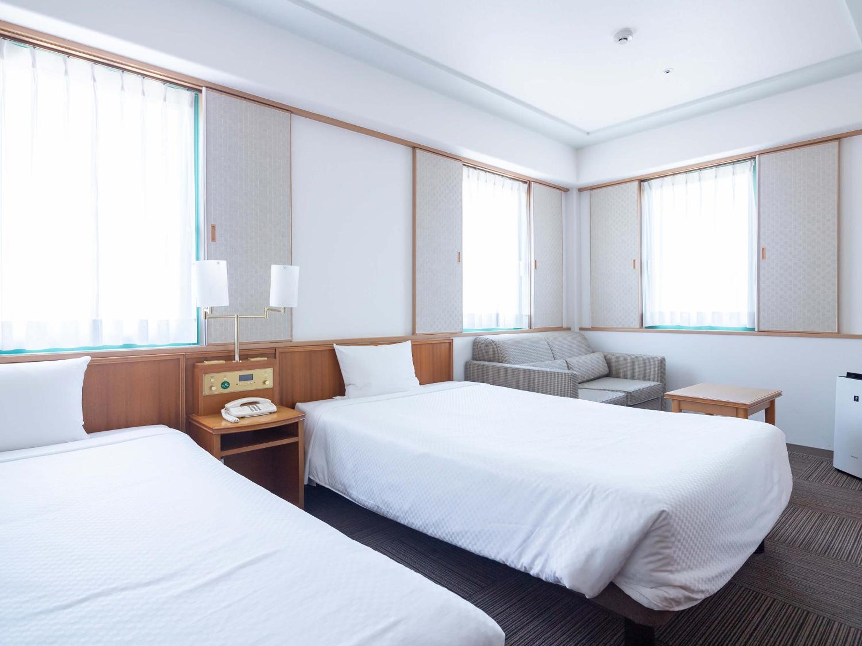 Twin Room - Non-Smoking