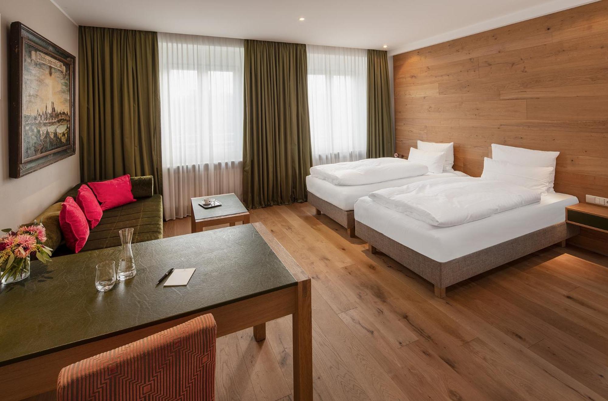 Superior Triple Room