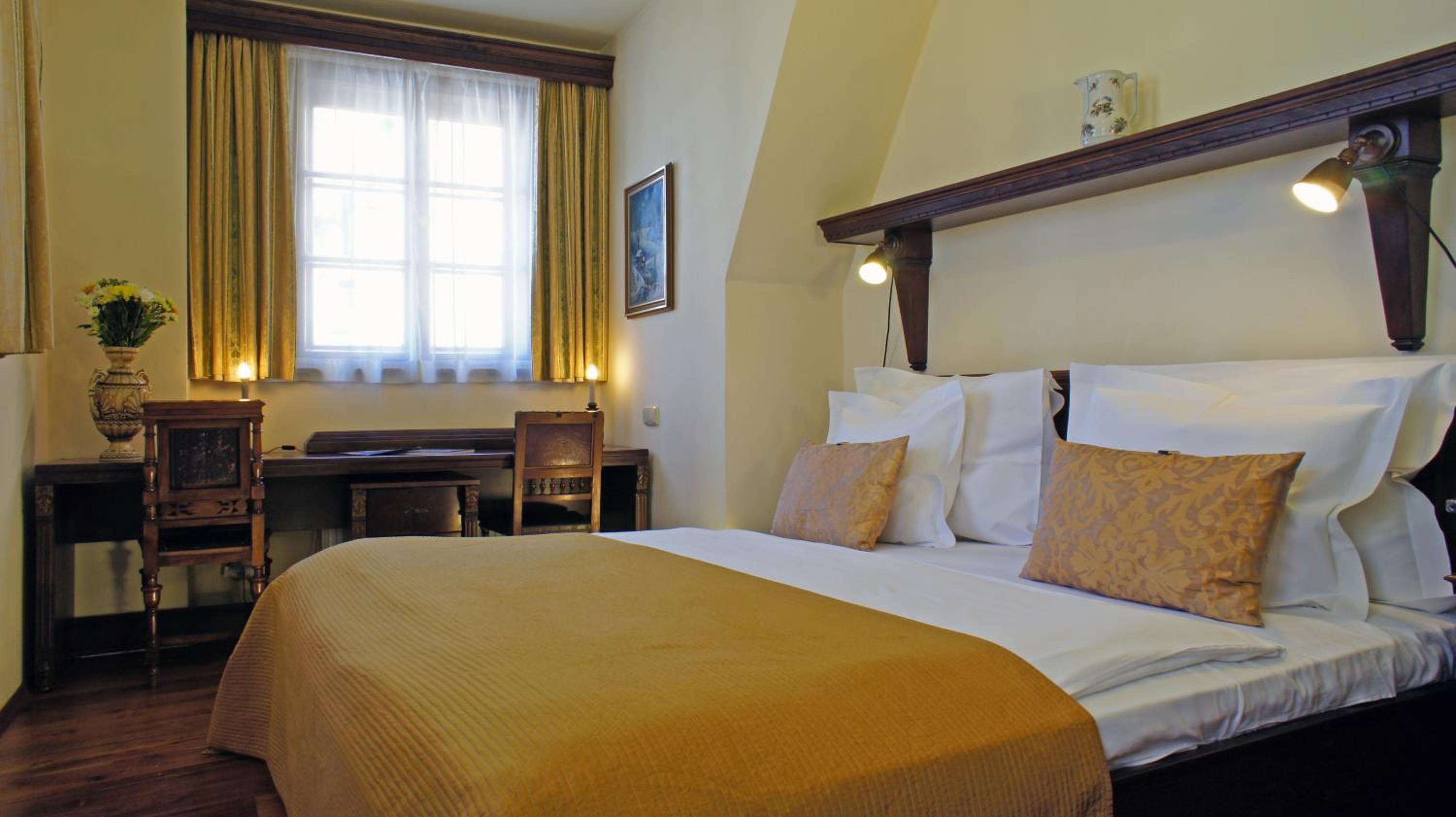 Deluxe Double Room with View