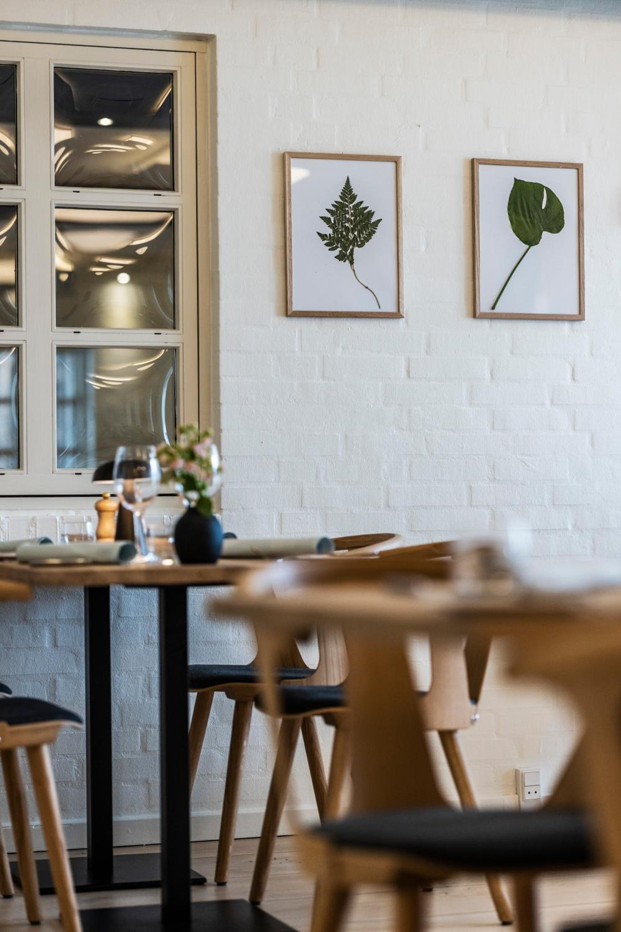 Avenue Small Top Floor