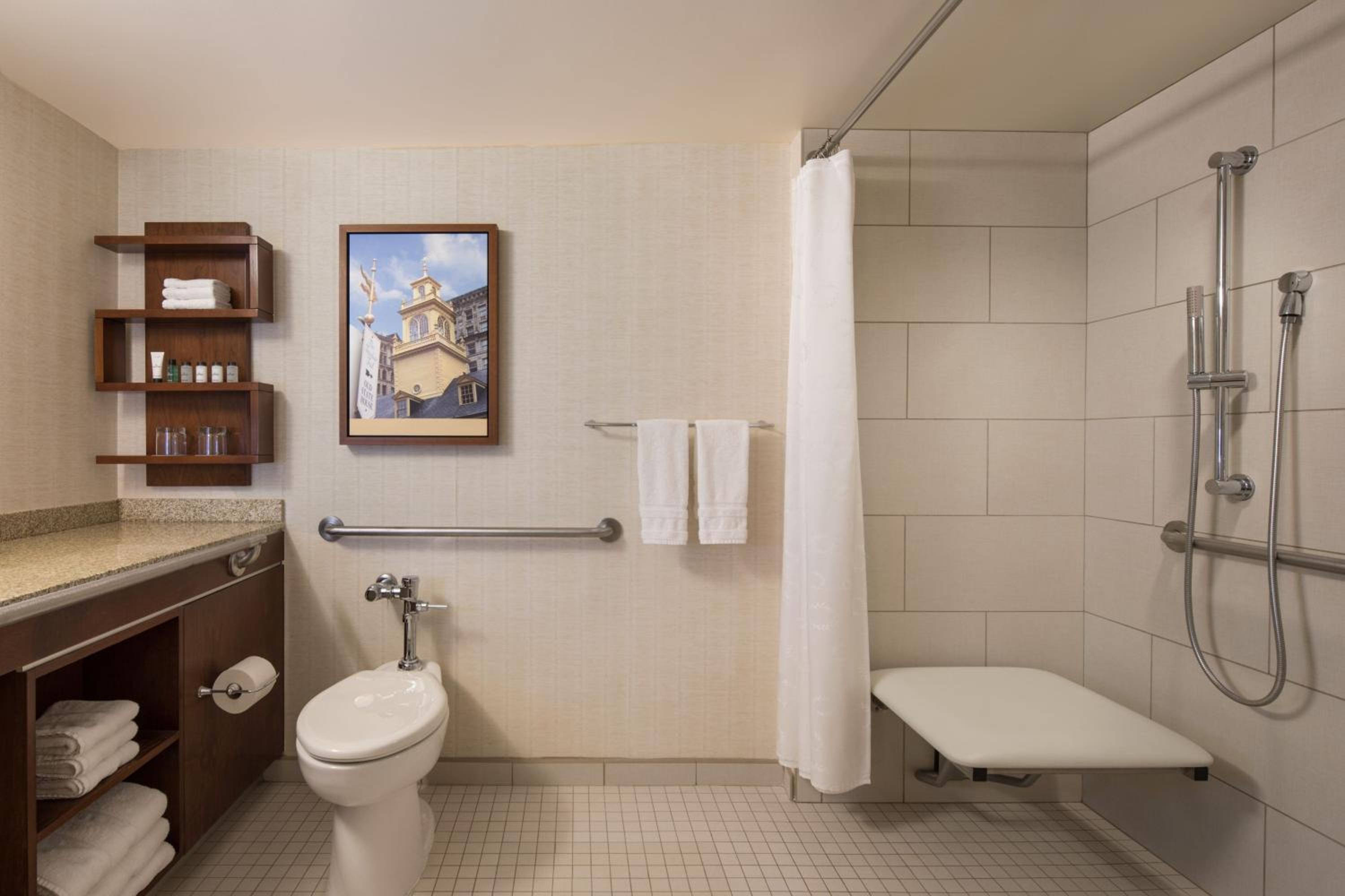 Junior Suite King Room, Junior Suite, 1 King, Sofa bed