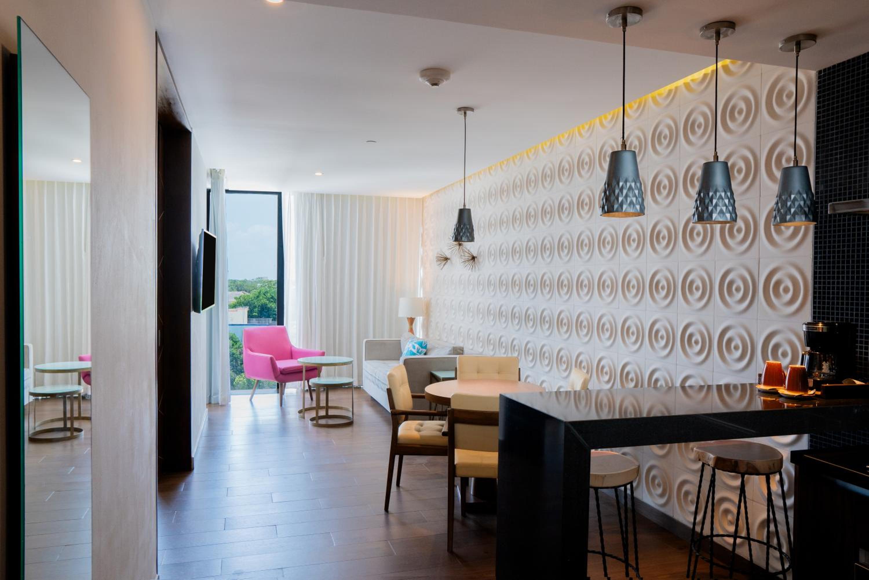 One-Bedroom King Suite with Terrace