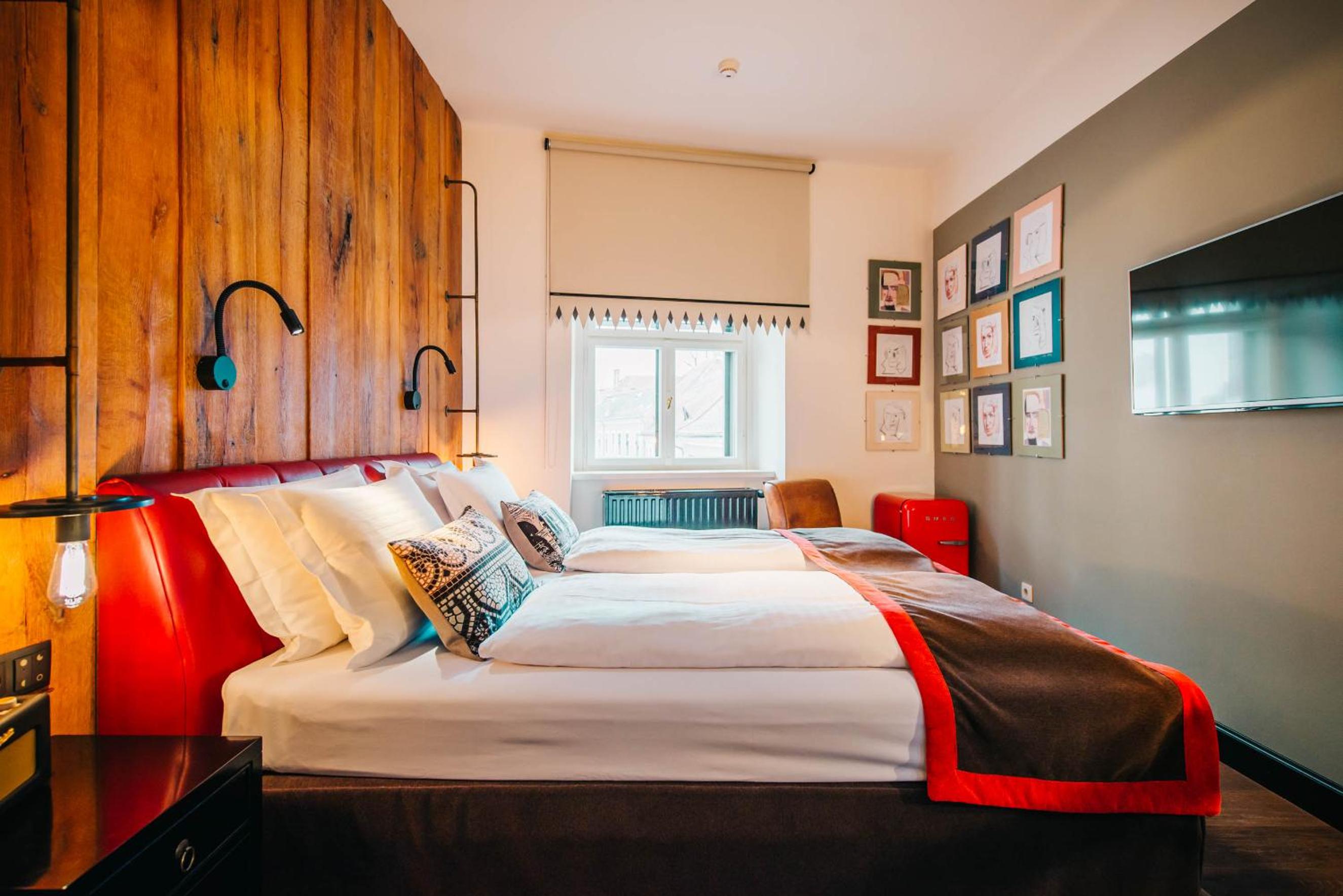 Deluxe Double or Twin Room