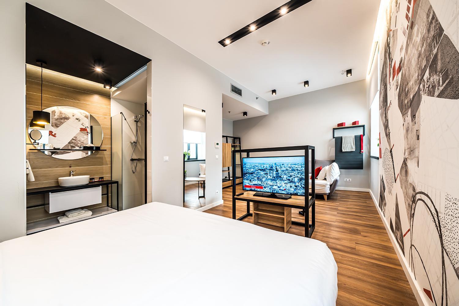 UP Studio Double or Twin